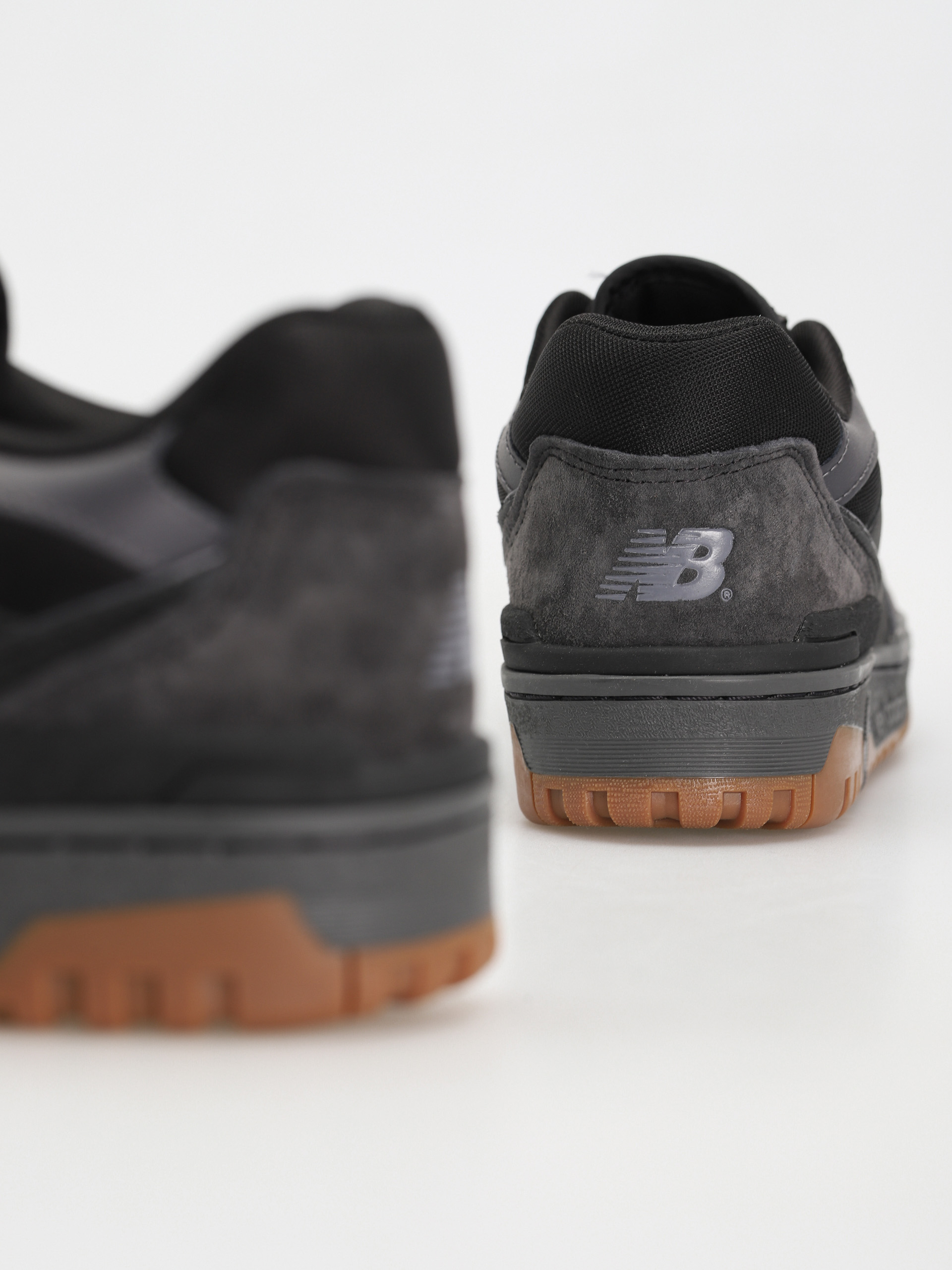 New Balance 550 Cipők (black/gum/white)