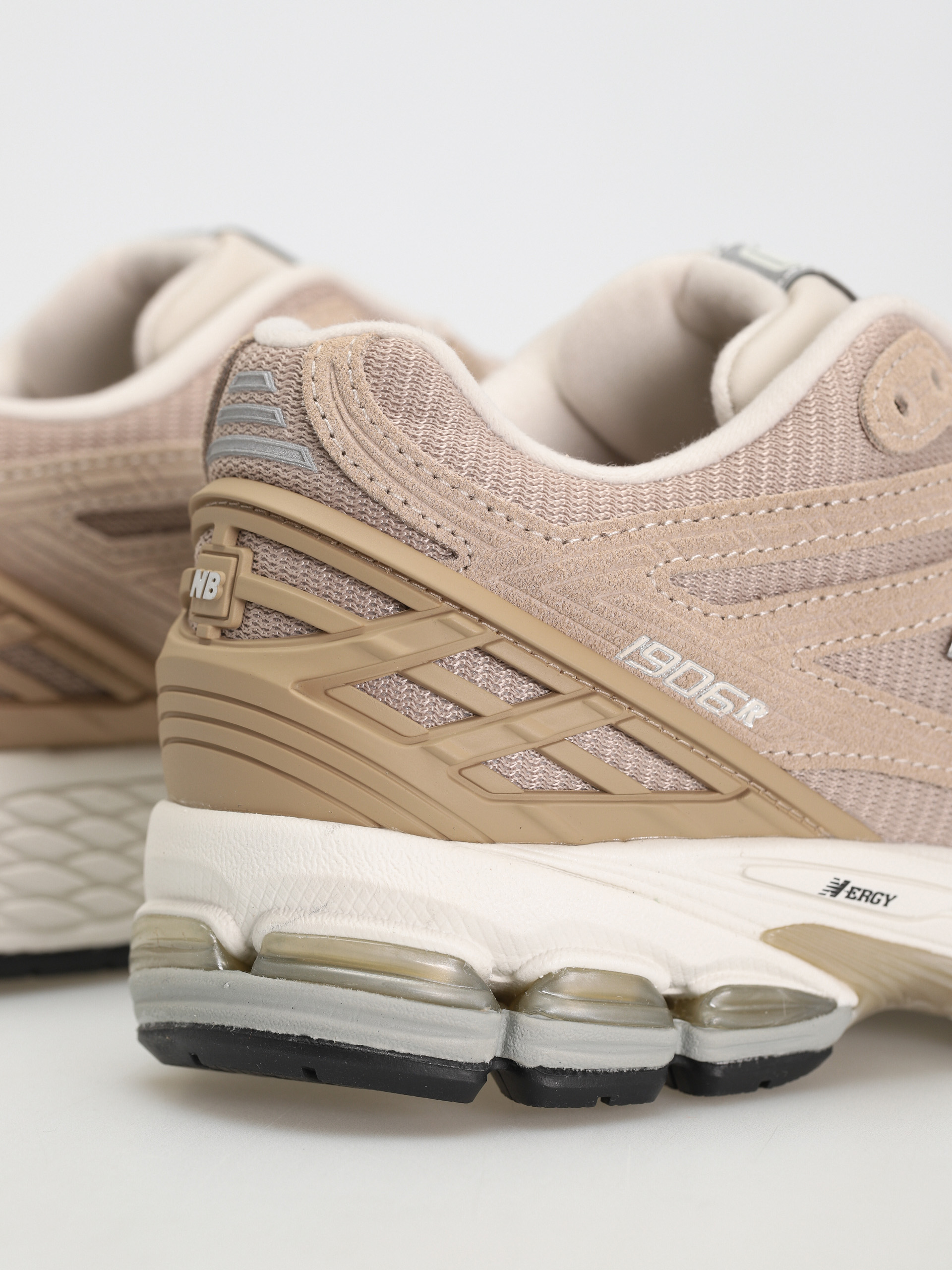 New Balance 1906R Cipők (mindful grey)