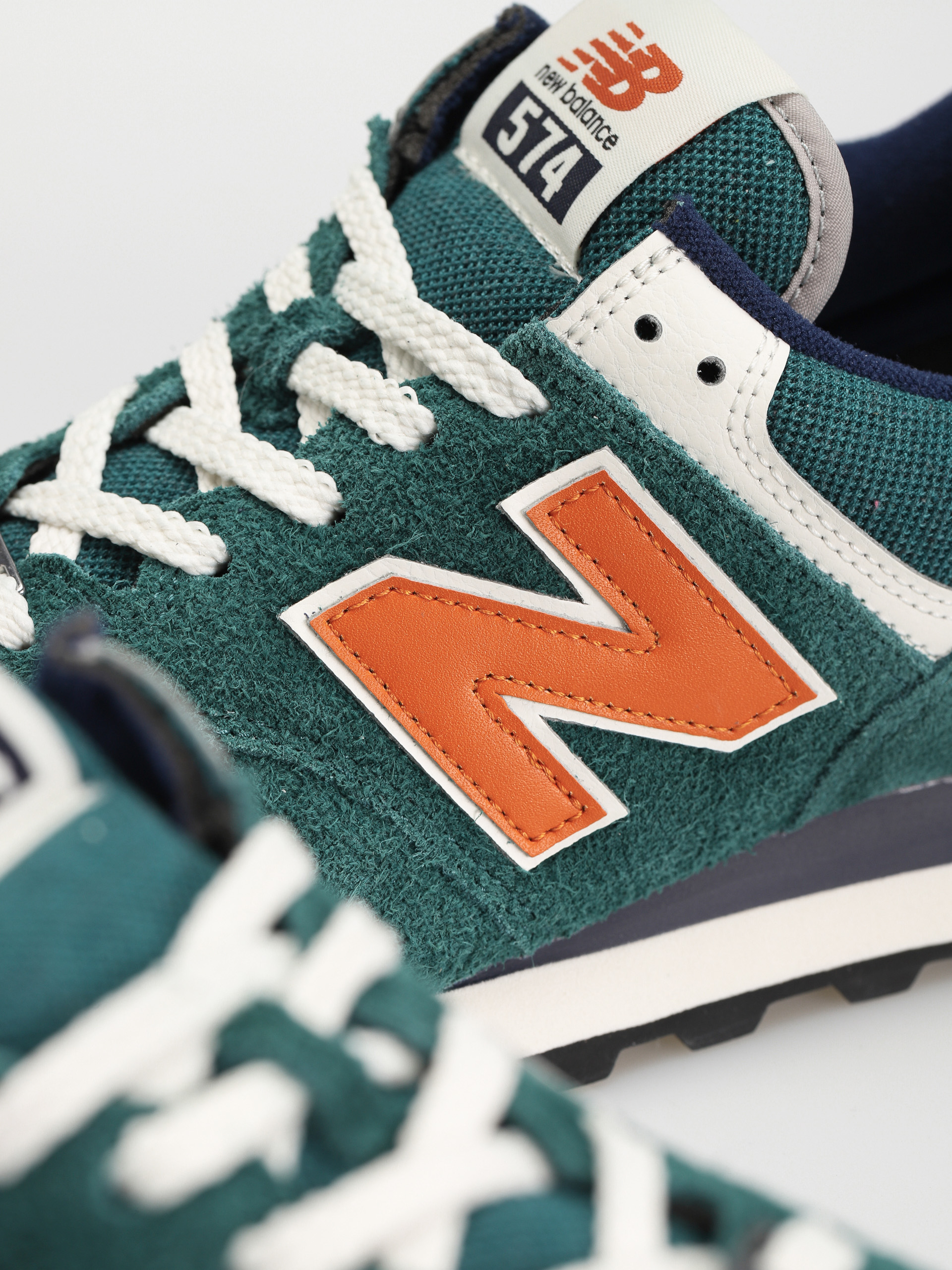 New Balance 574 Cipők (brown)