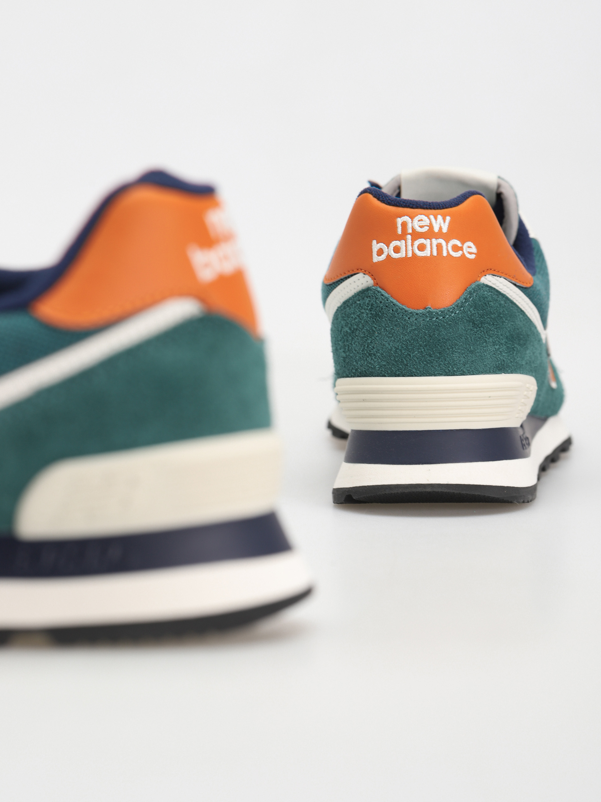 New Balance 574 Cipők (brown)