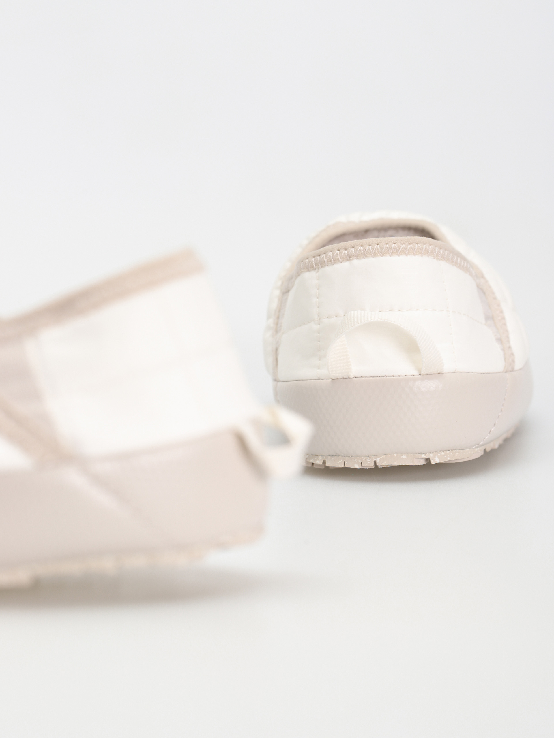The North Face Thermoball Traction Mule V Cipők Wmn (gardenia white/silver grey)