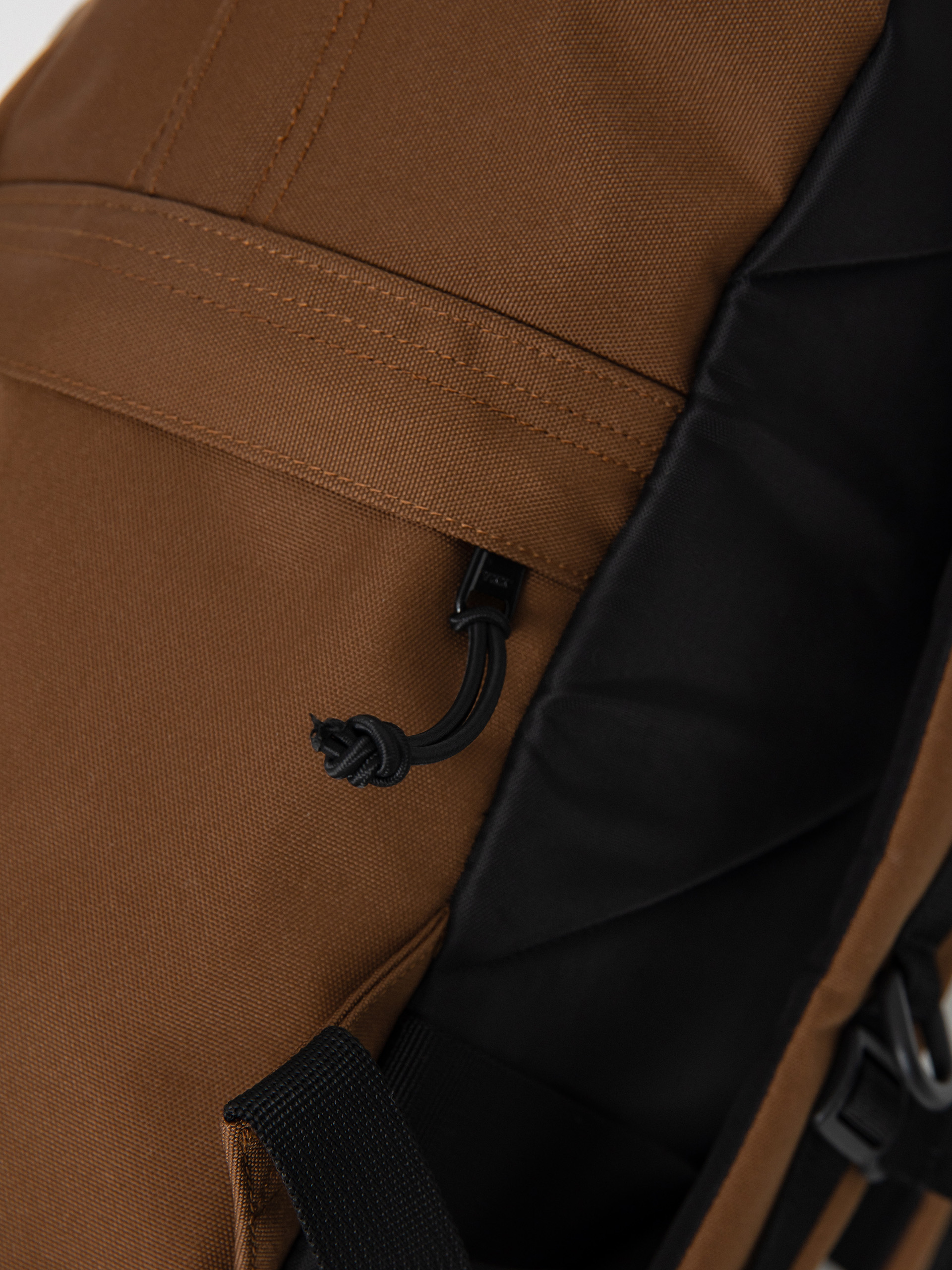 Carhartt WIP Kickflip Hátizsák (tamarind)