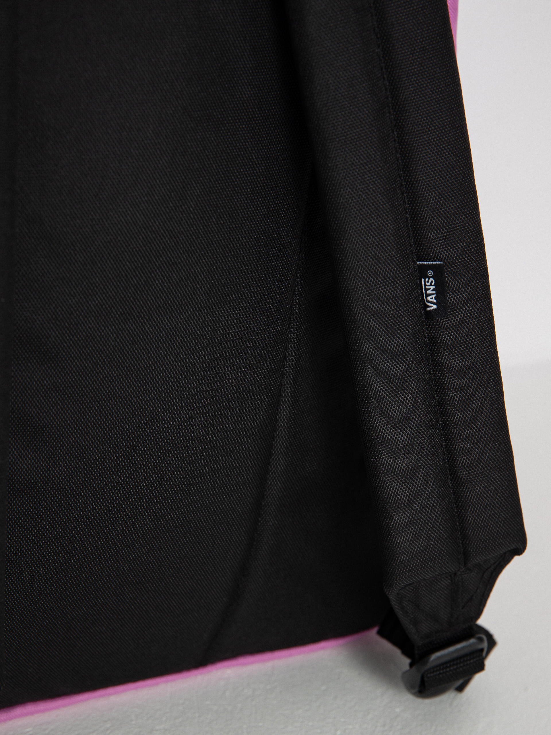 Vans Realm Flying V Hátizsák (cyclamen)