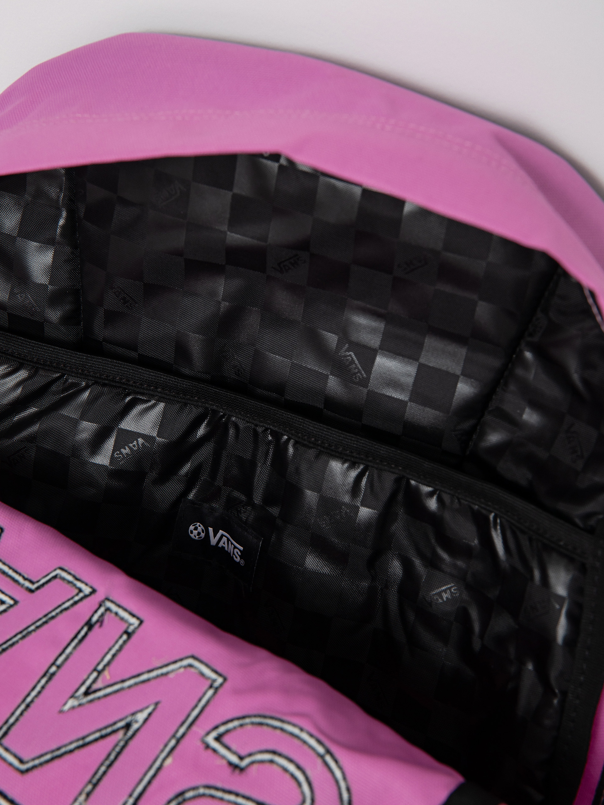 Vans Realm Flying V Hátizsák (cyclamen)