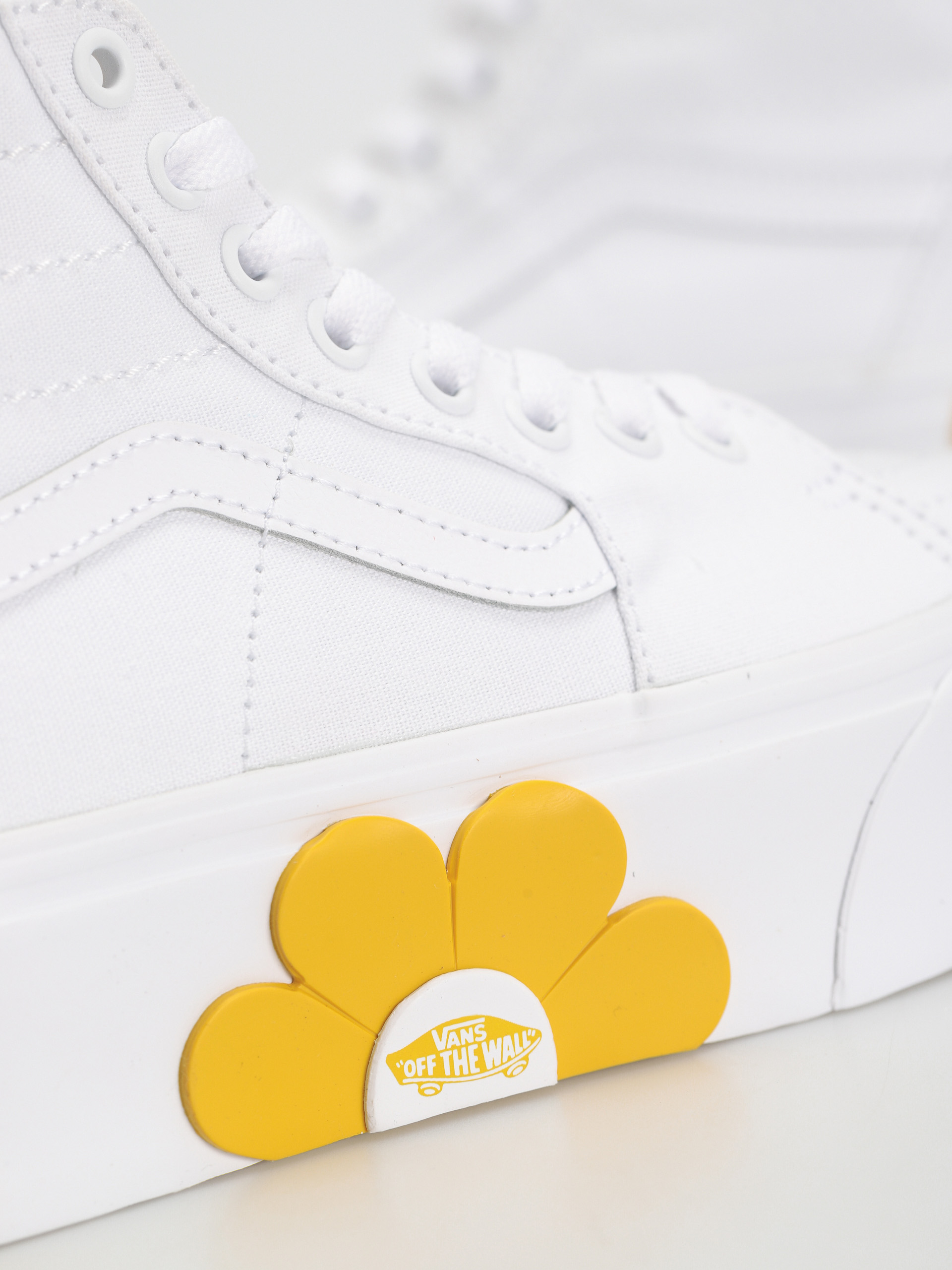 Vans Sk8 Hi Tapered Stackform Osf Cipők Wmn (true white)