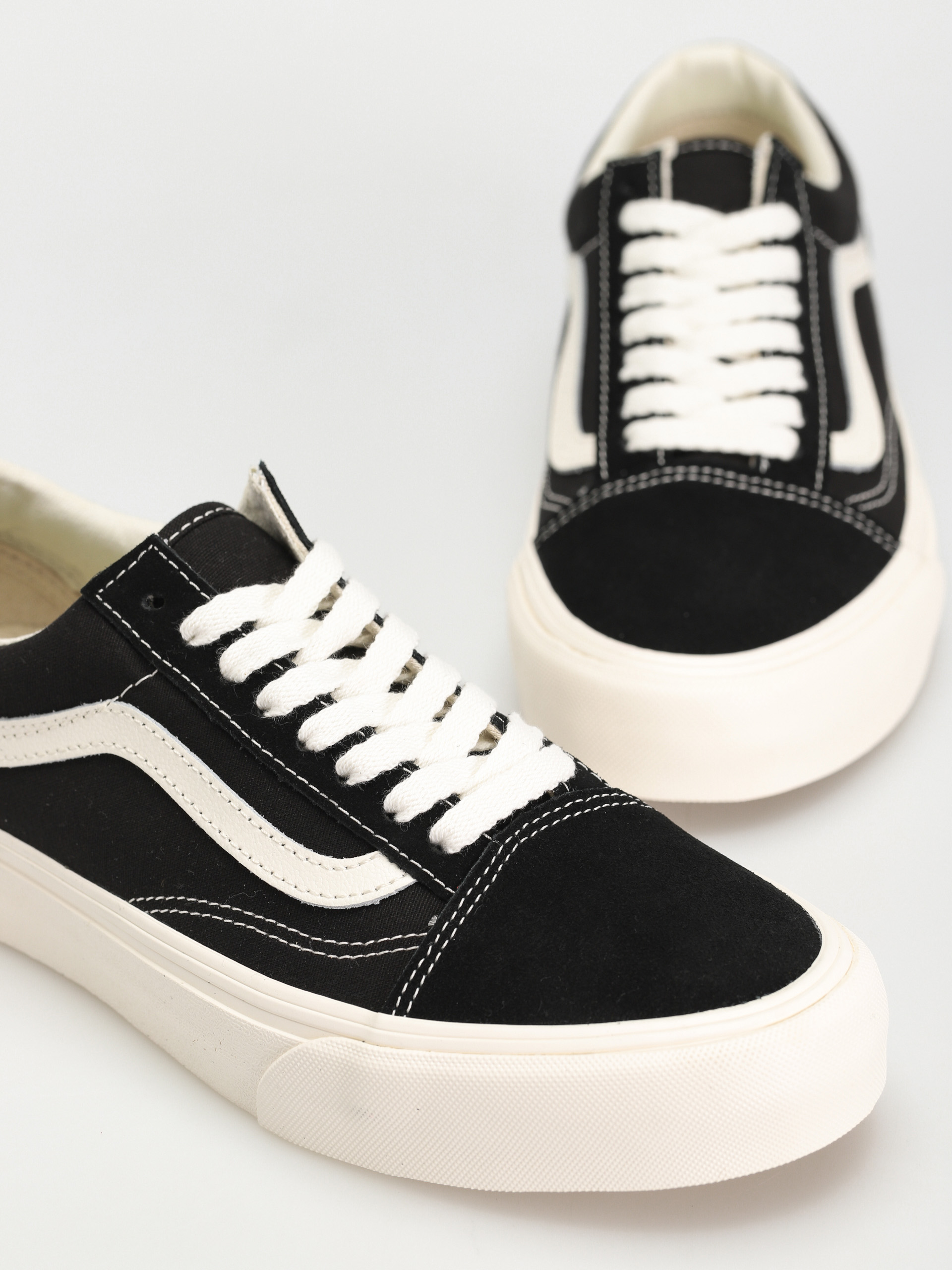 Vans Old Skool VR3 Cipők (black/marshmallow)