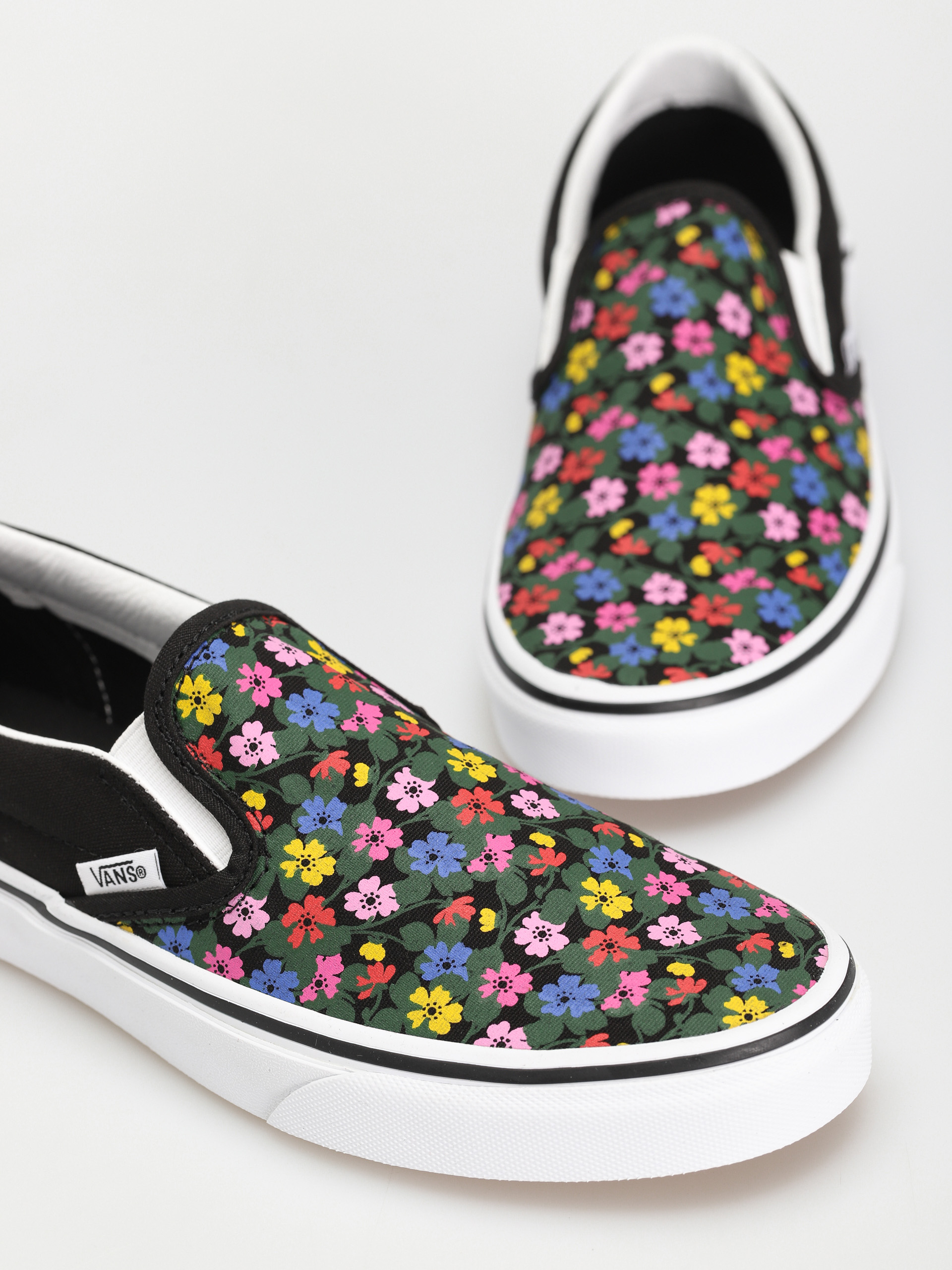 Vans Classic Slip On Cipők Wmn (floral black/white)