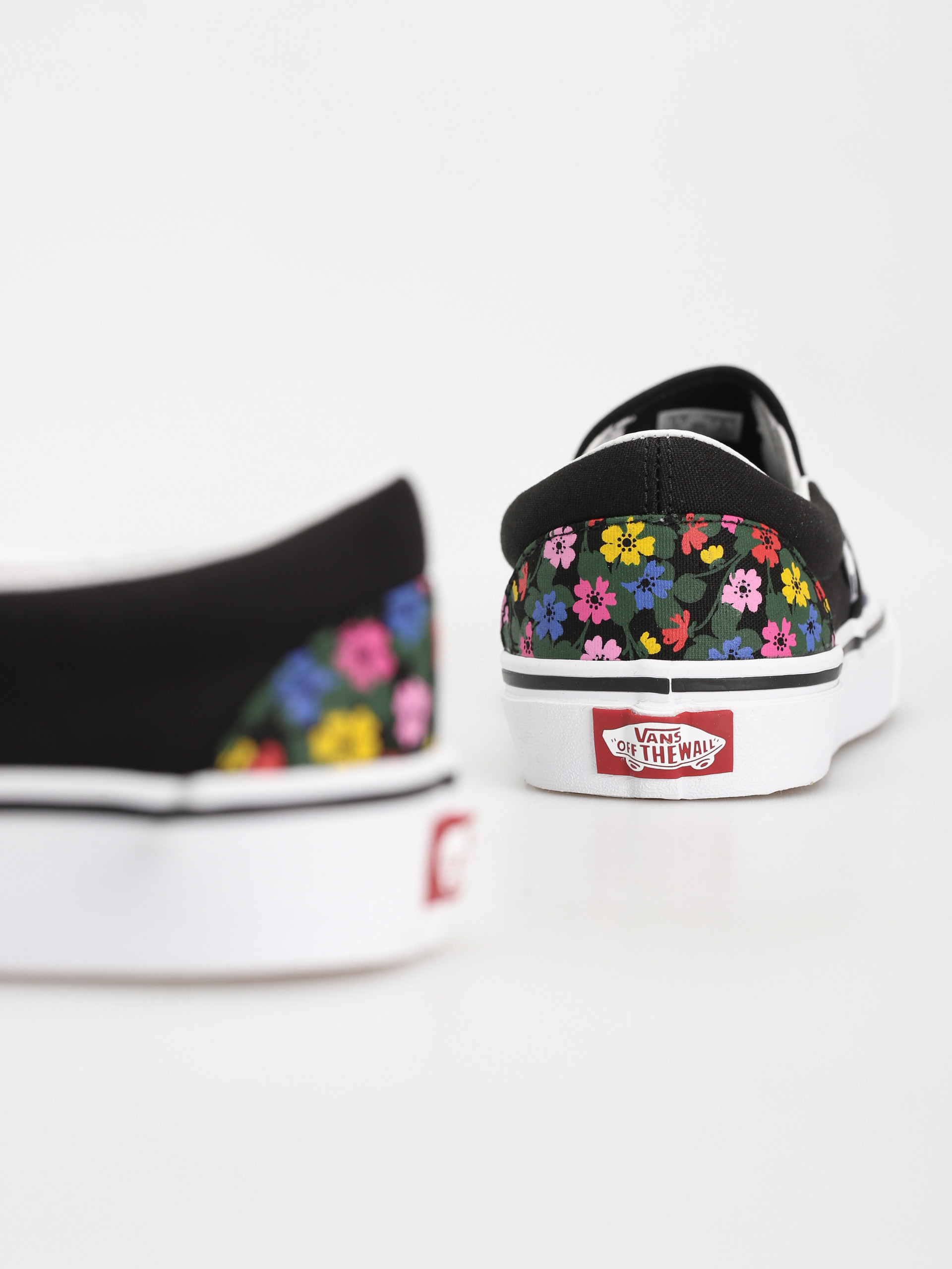 Vans Classic Slip On Cipők Wmn (floral black/white)
