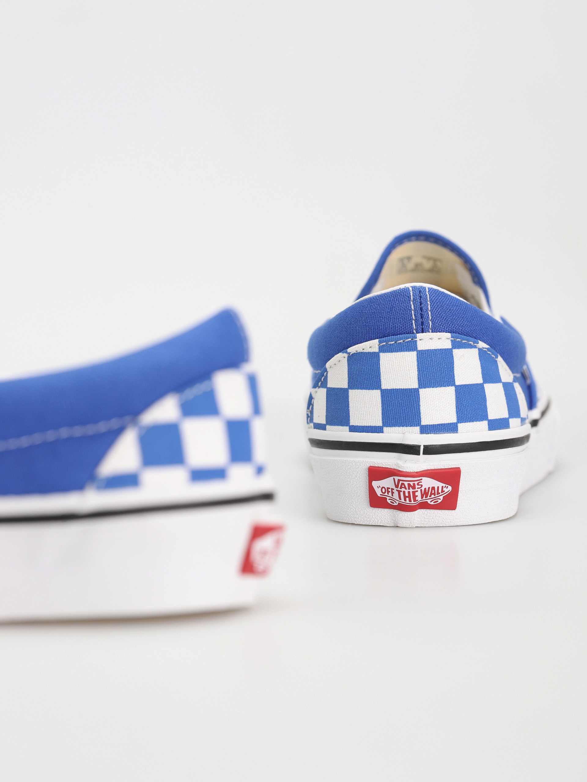 Vans Classic Slip On Cipők (color theory checkerboard dazzling blue)