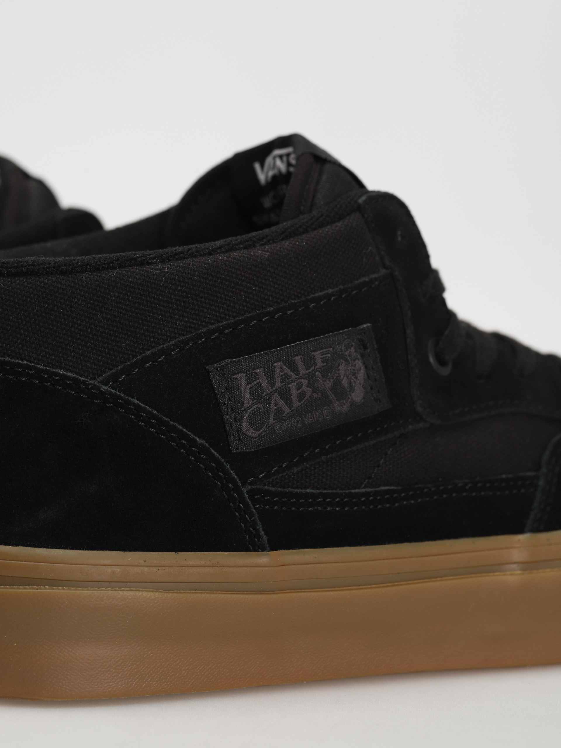Vans Skate Half Cab Cipők (black/gum)