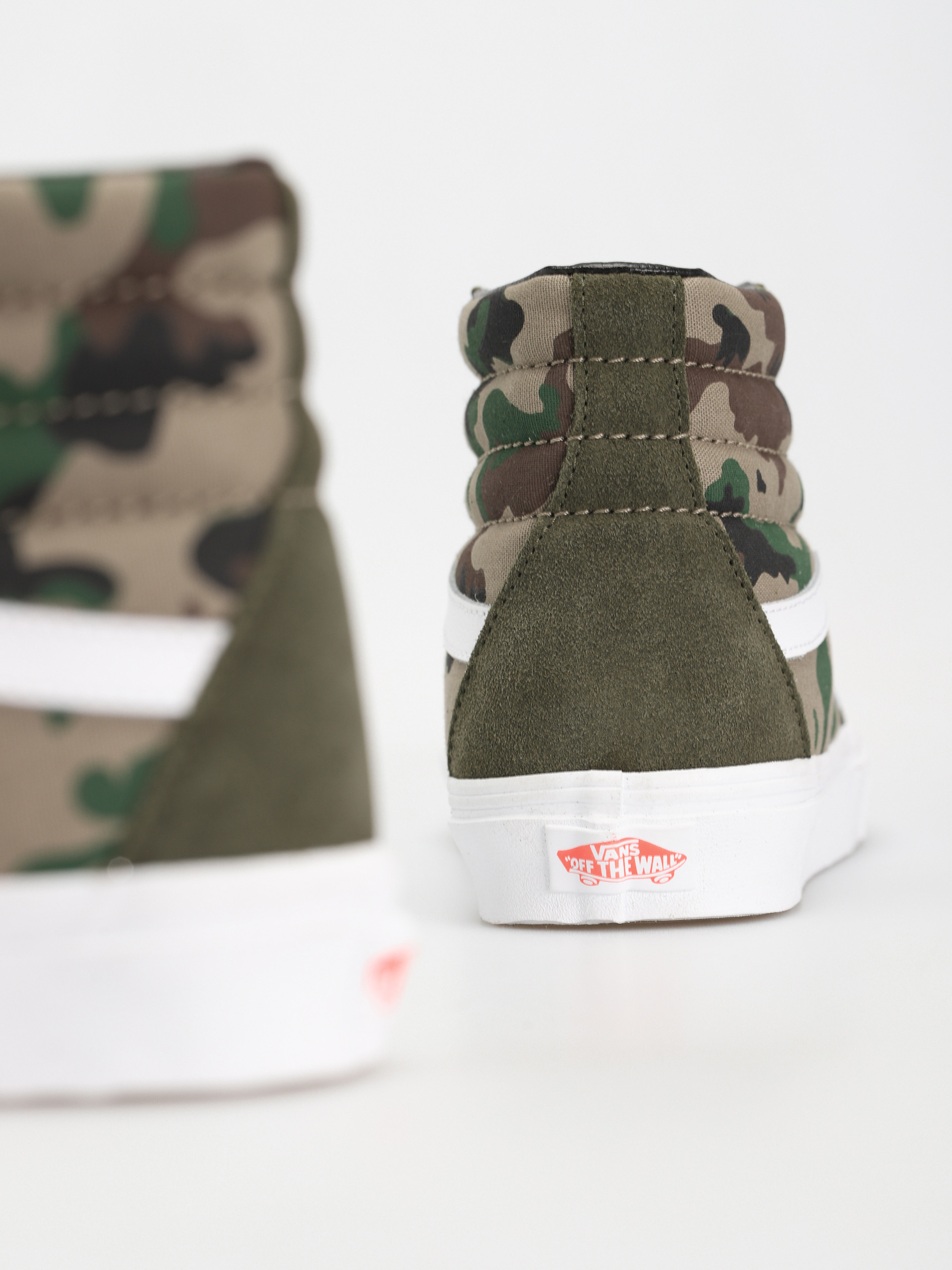 Vans Sk8 Hi Cipők (camo olive/white)