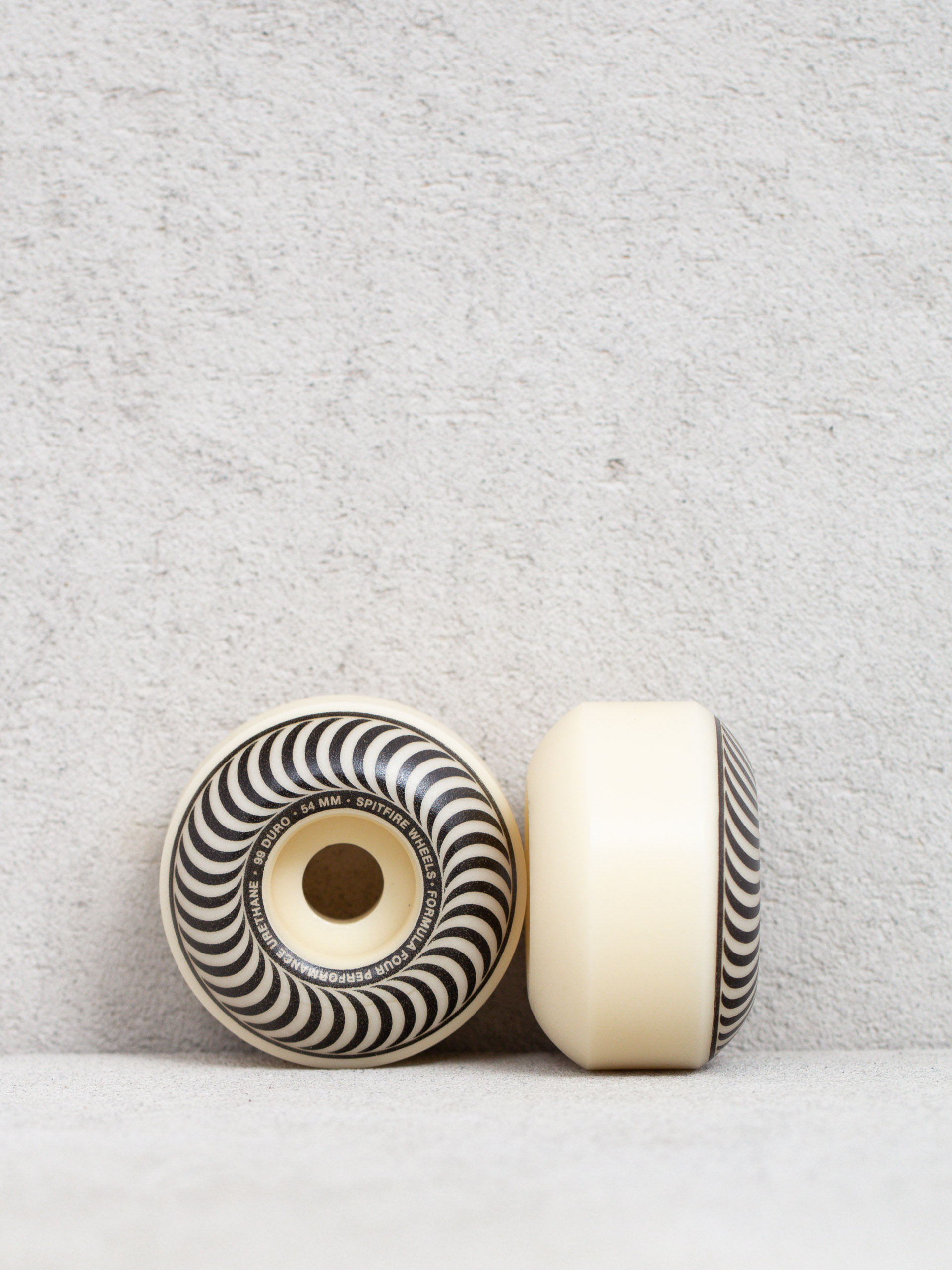 Spitfire F4 99D Glow Classic Gördeszka kerék (white/silver)