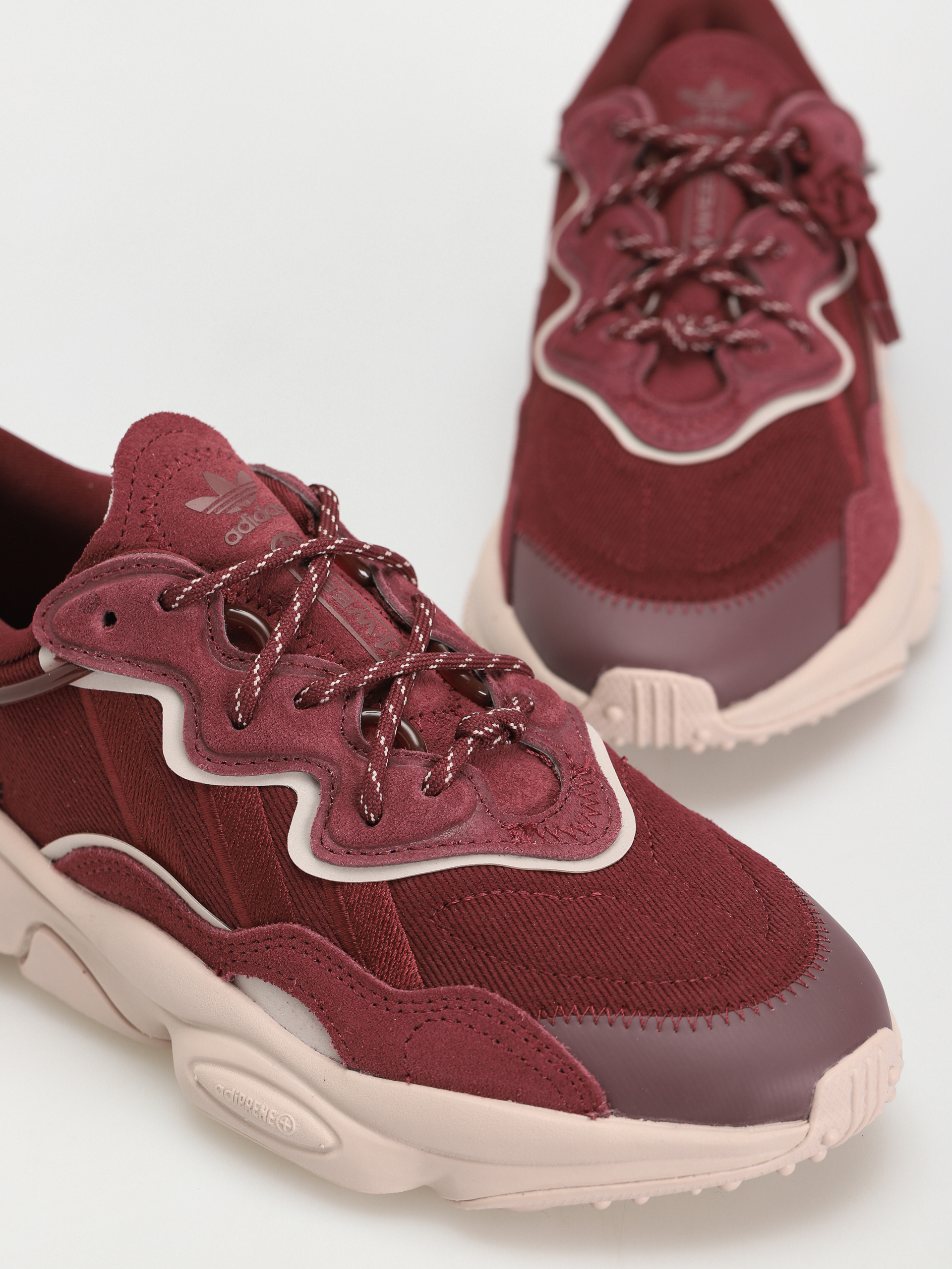 adidas Originals Ozweego Cipők Wmn (shared/wontau/shared)