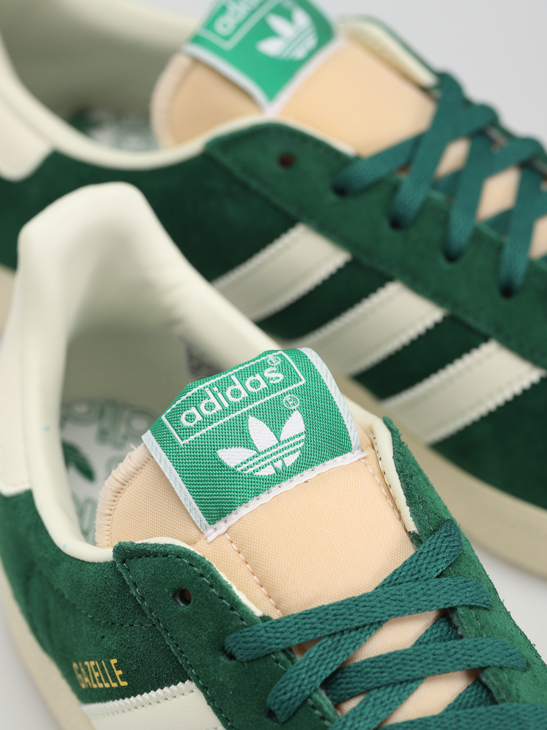 adidas Originals Gazelle Cipők (drkgrn/owhite/cwhite)