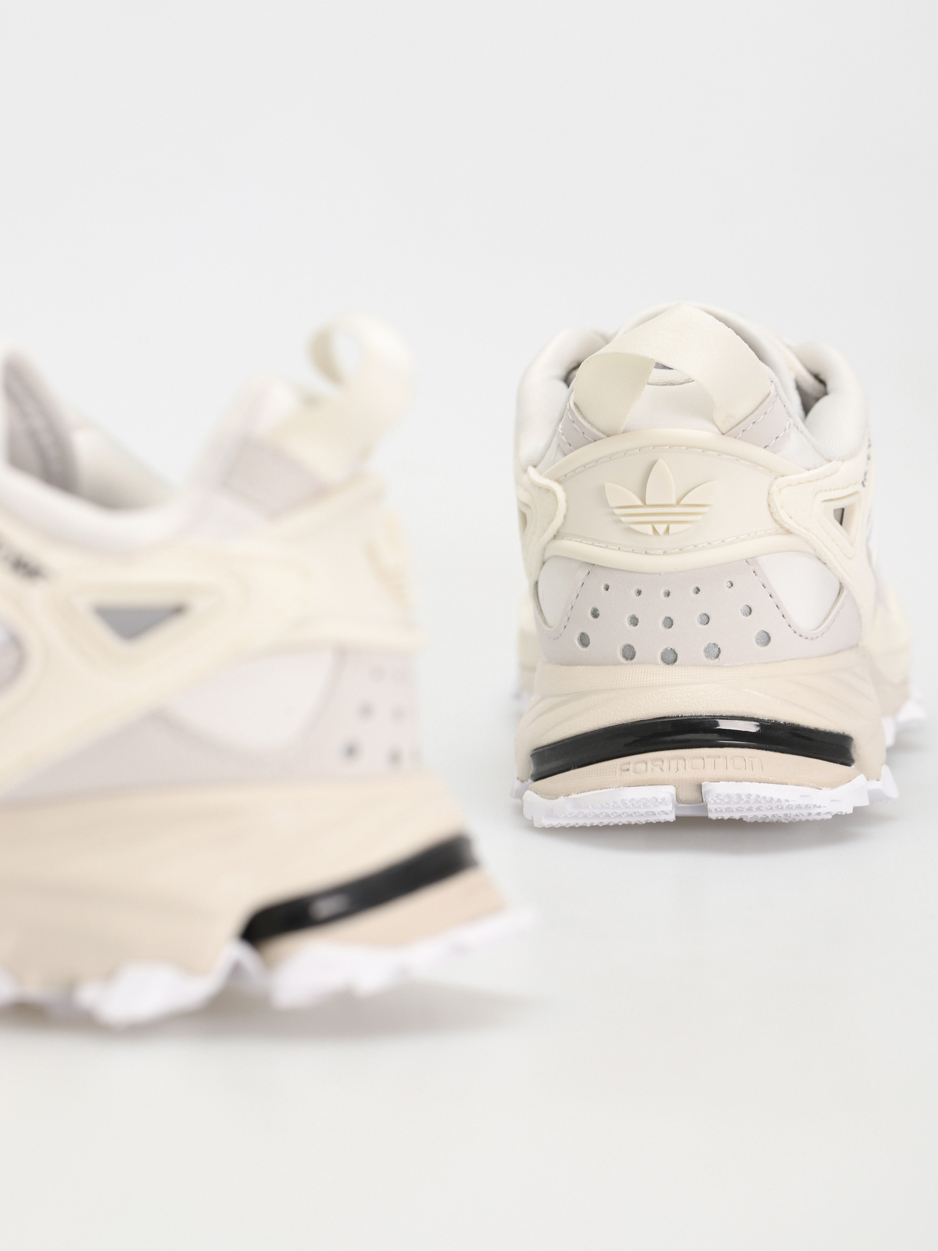 adidas Originals Hyperturf Cipők Wmn (greone/ftwwht/owhite)