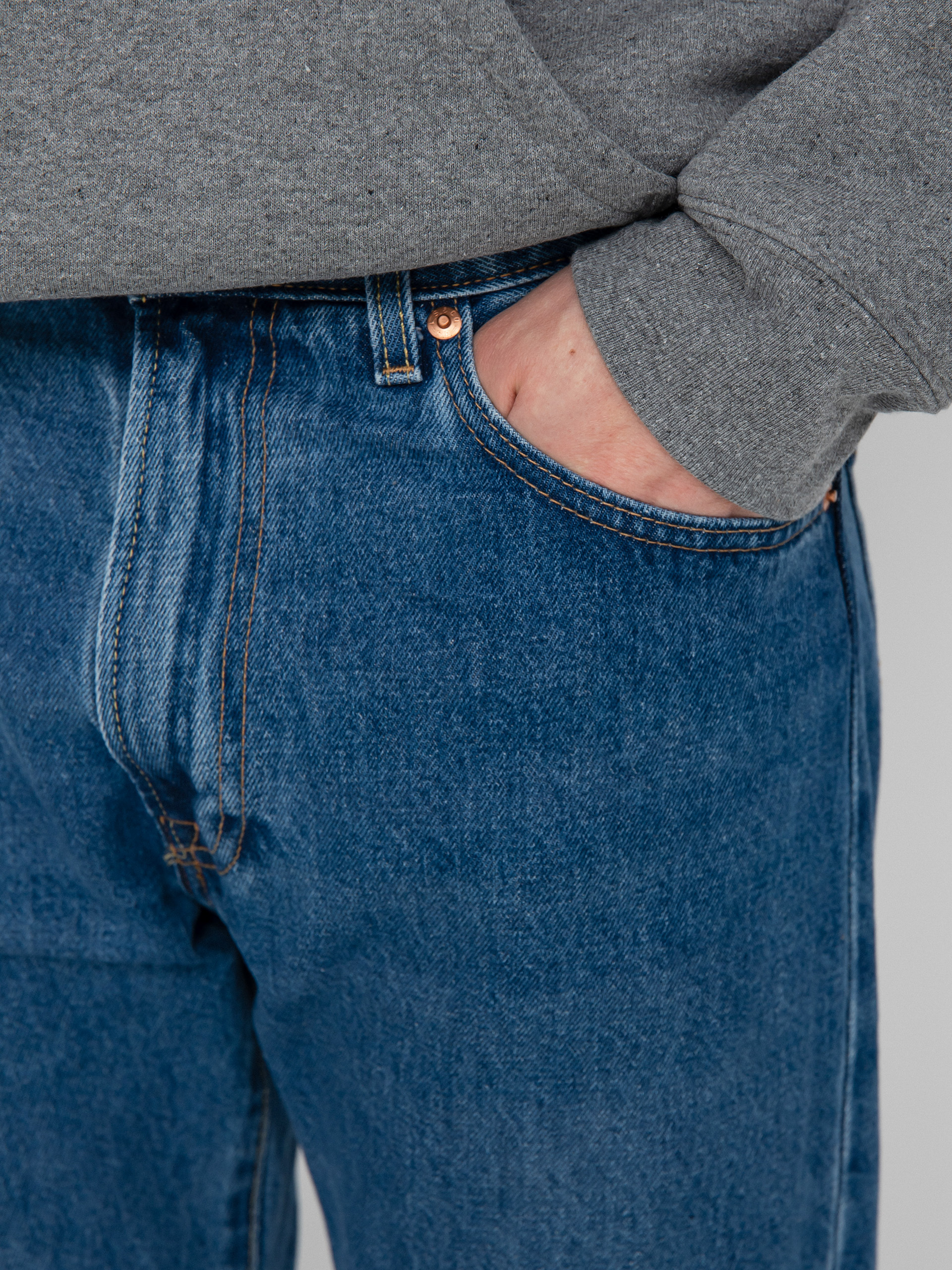 Levi's® 551Z Authentic Straight Kisnadrág (medium indigo stonewash)