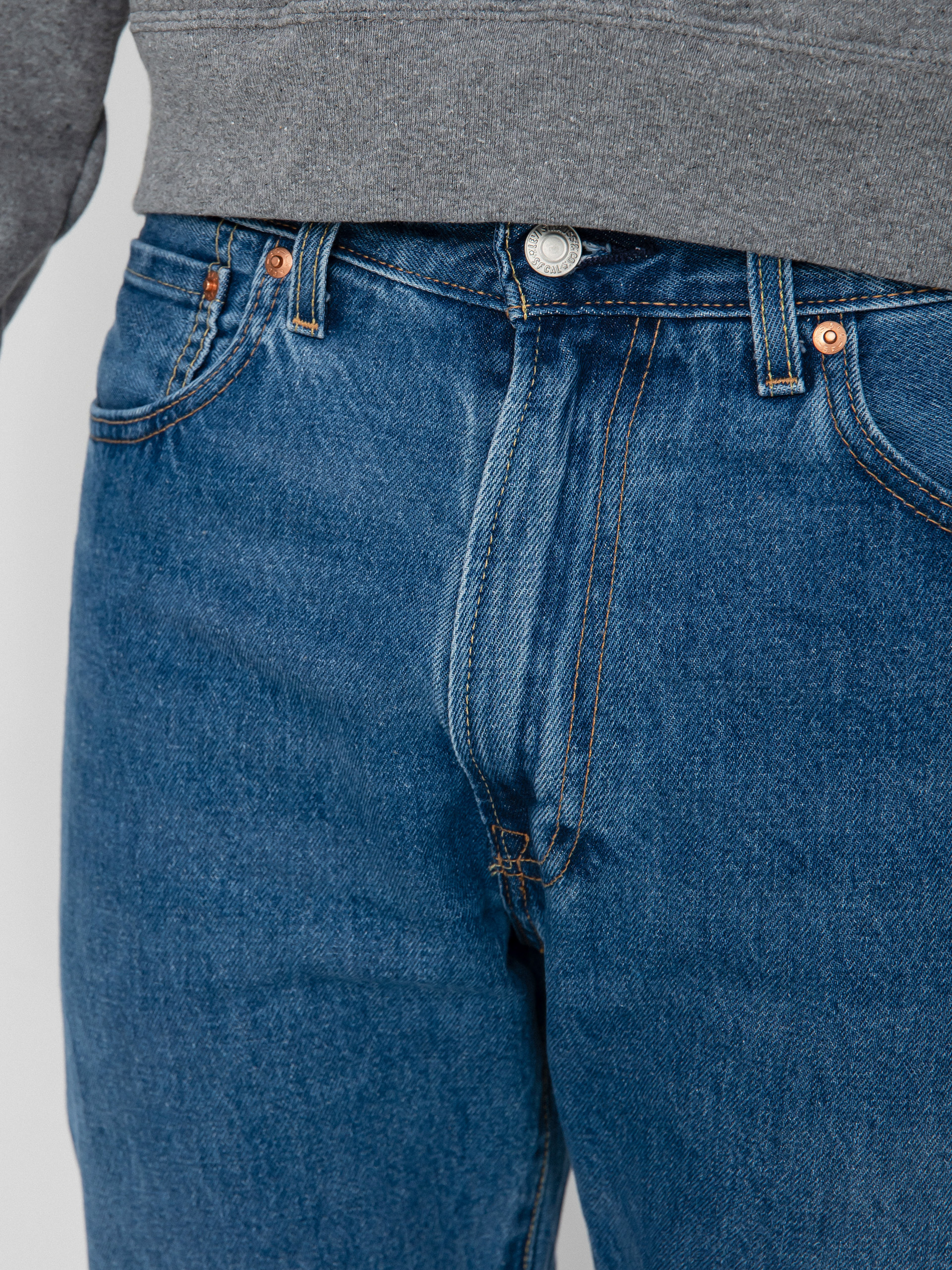 Levi's® 551Z Authentic Straight Kisnadrág (medium indigo stonewash)