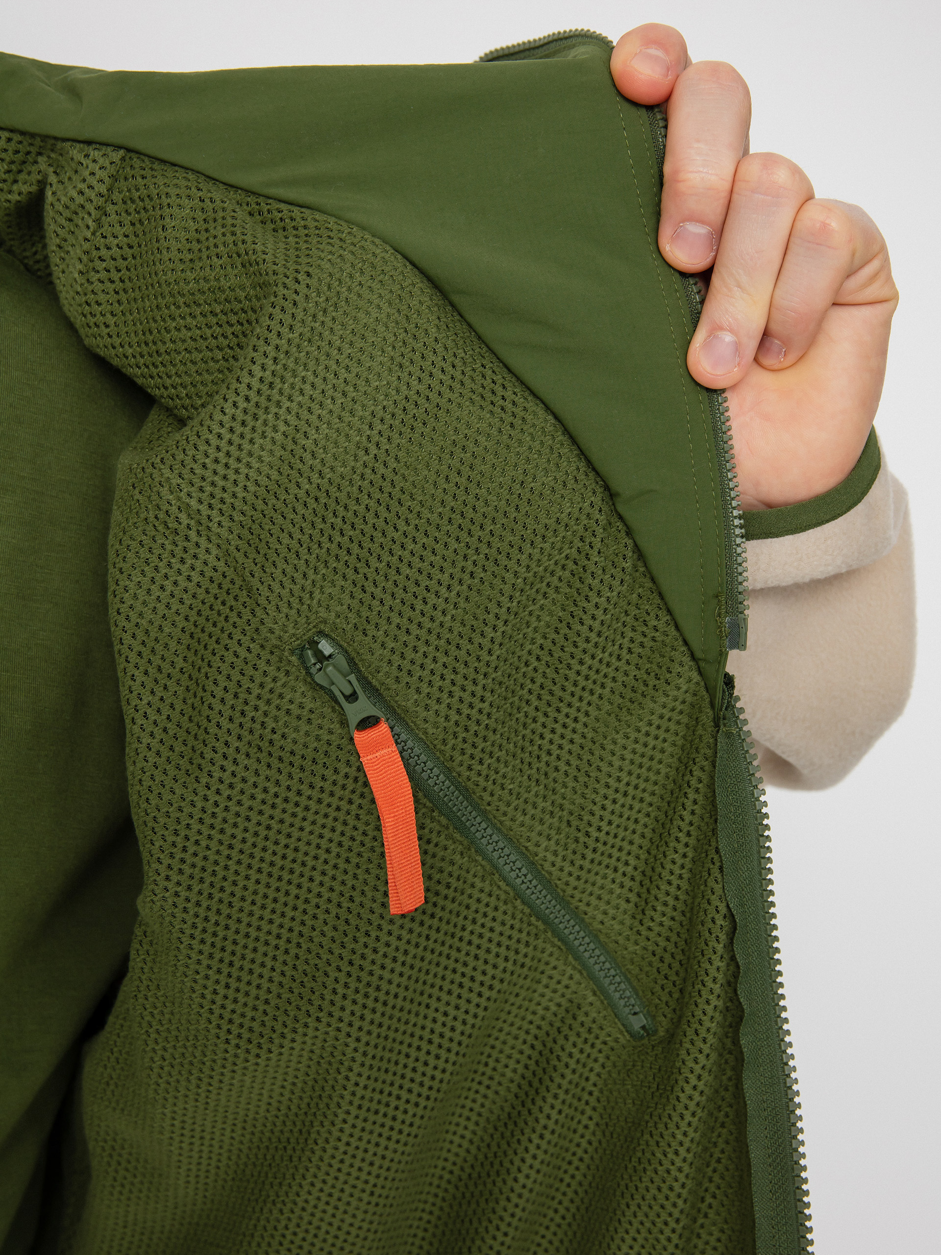 Columbia Skeena River Dzseki (pesto/ancient)