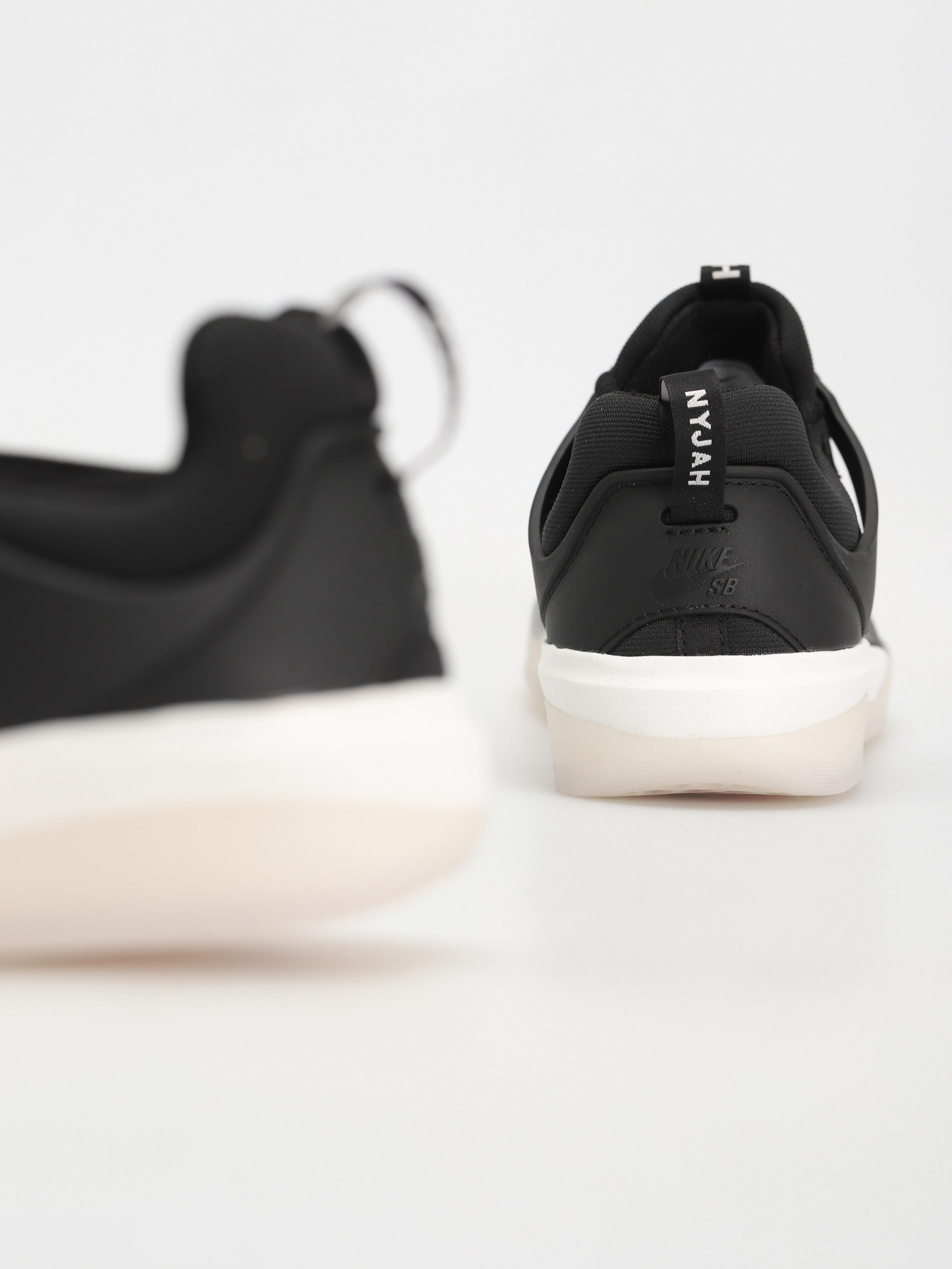 Nike SB Nyjah 3 Cipők (black/white black summit white)