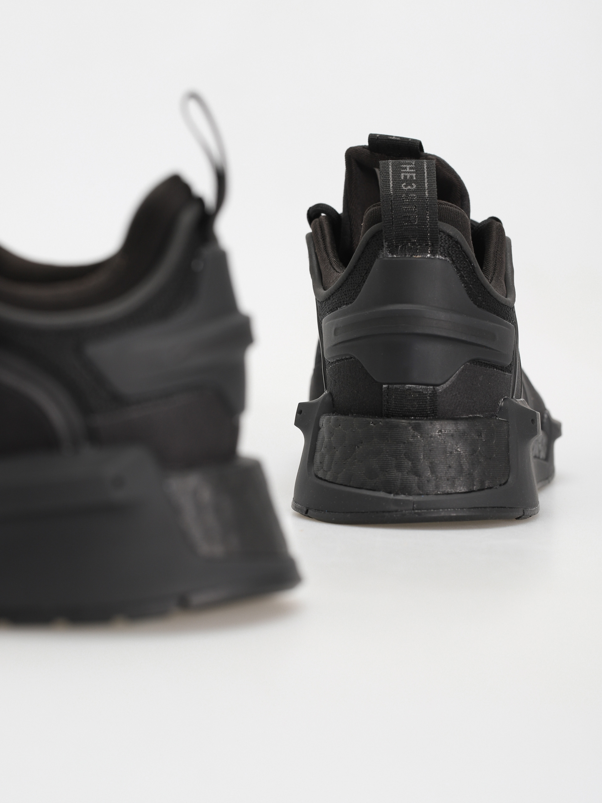 adidas Originals Nmd V3 Cipők (cblack/cblack/cblack)