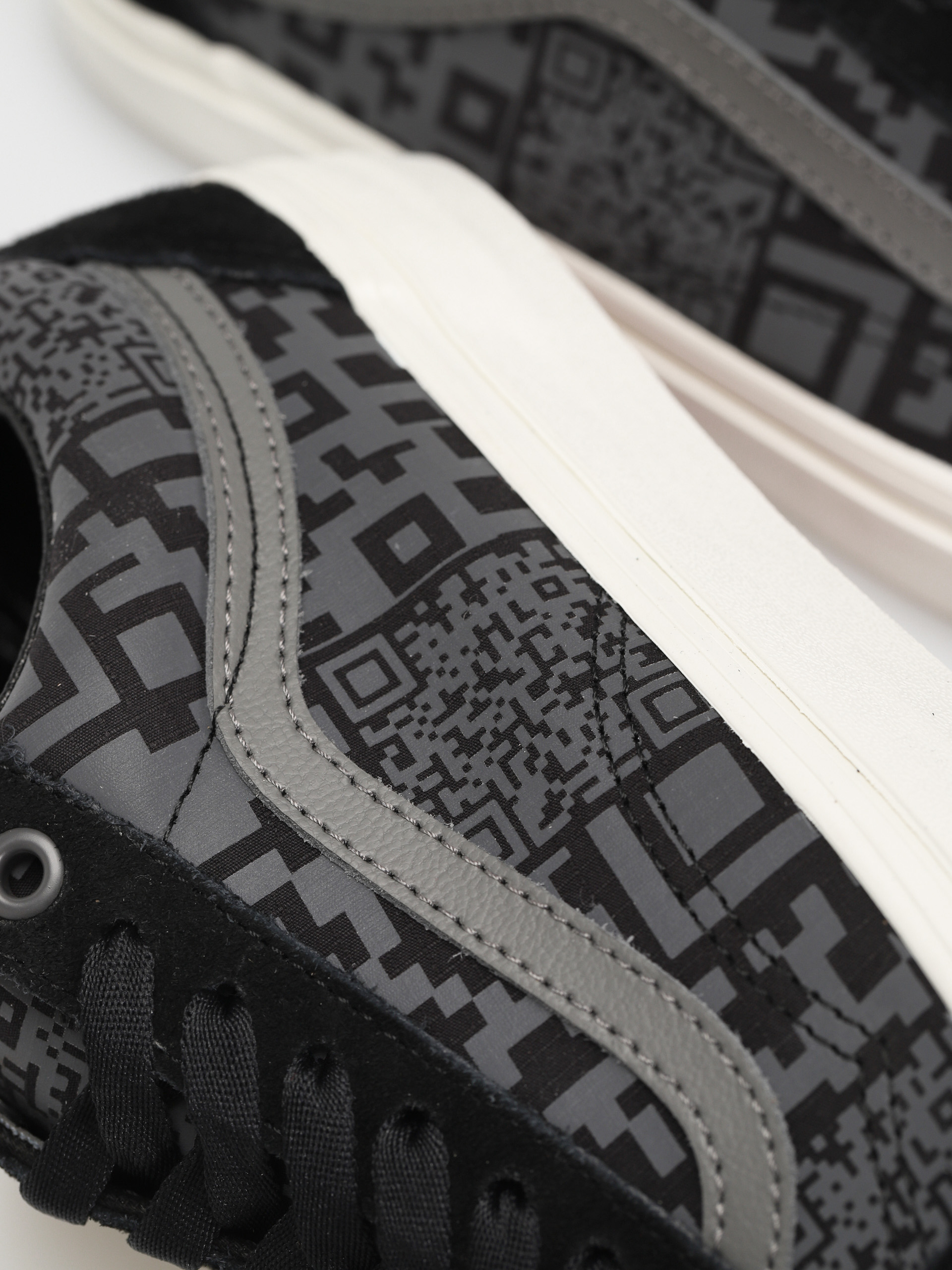 Vans Old Skool Cipők (qr checkerboard black/reflective)