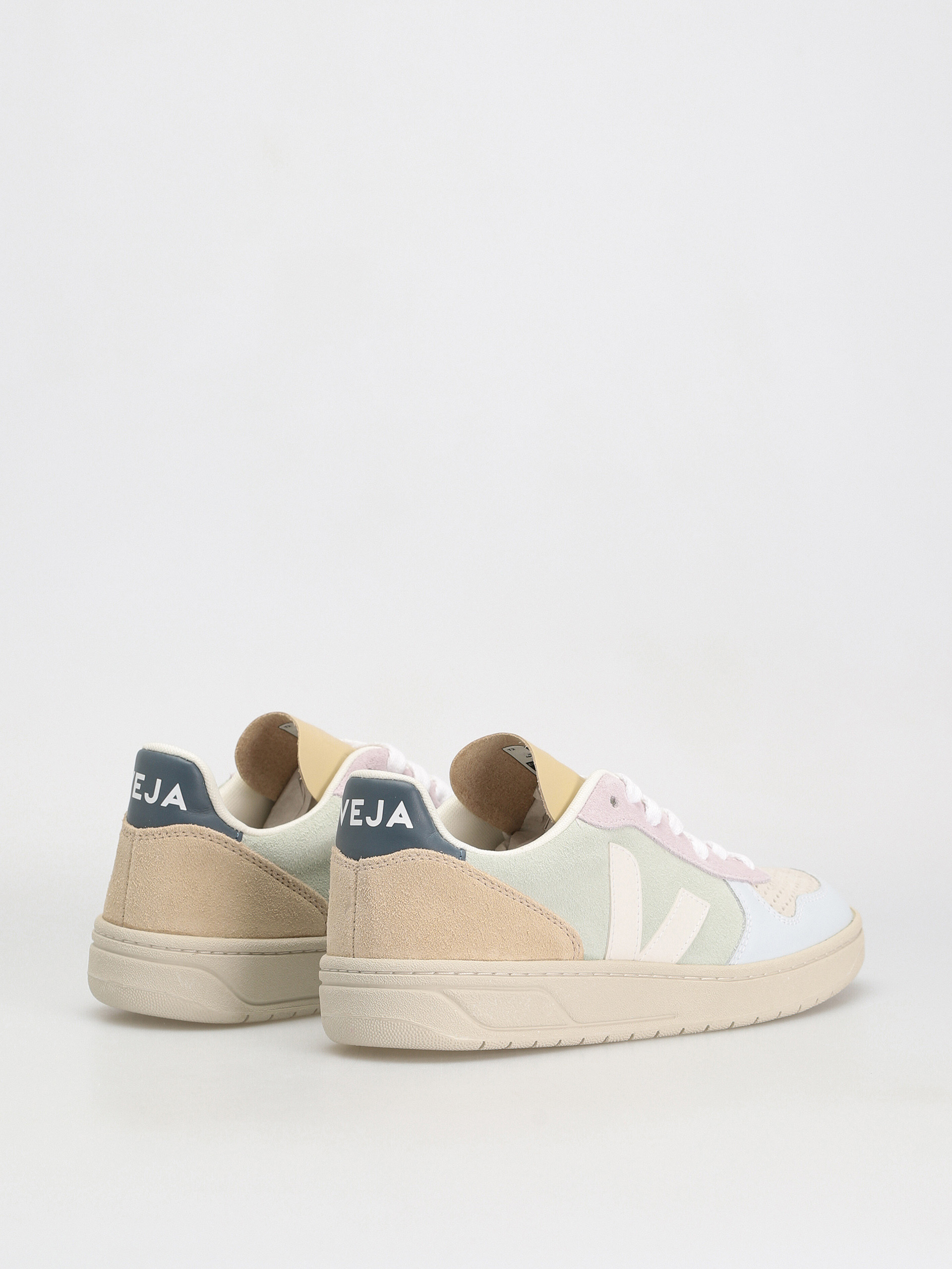 Veja V-10 Cipők Wmn (jade white multico)