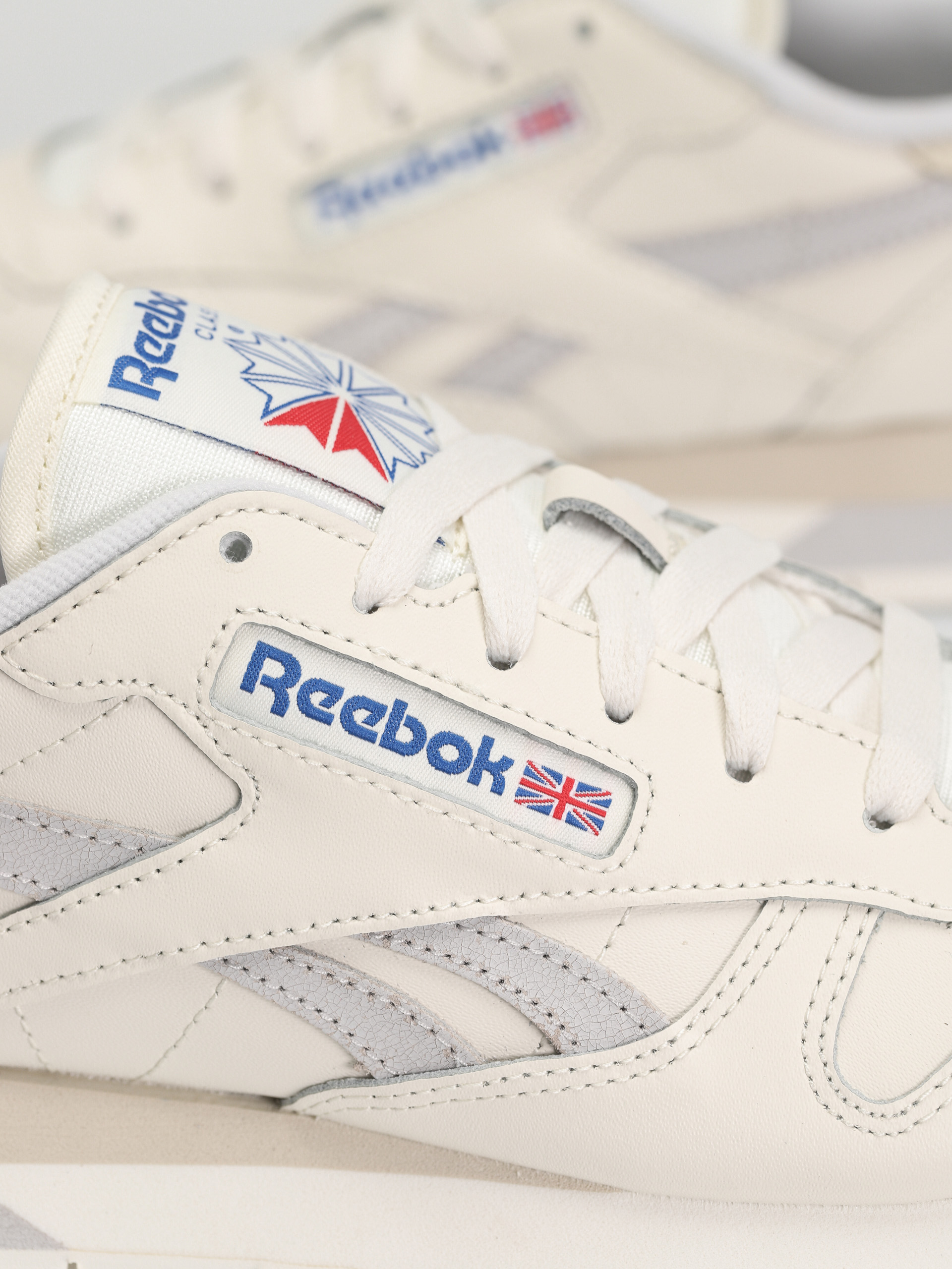 Reebok Classic Leather Cipők (chalk/lgsogr/alabas)