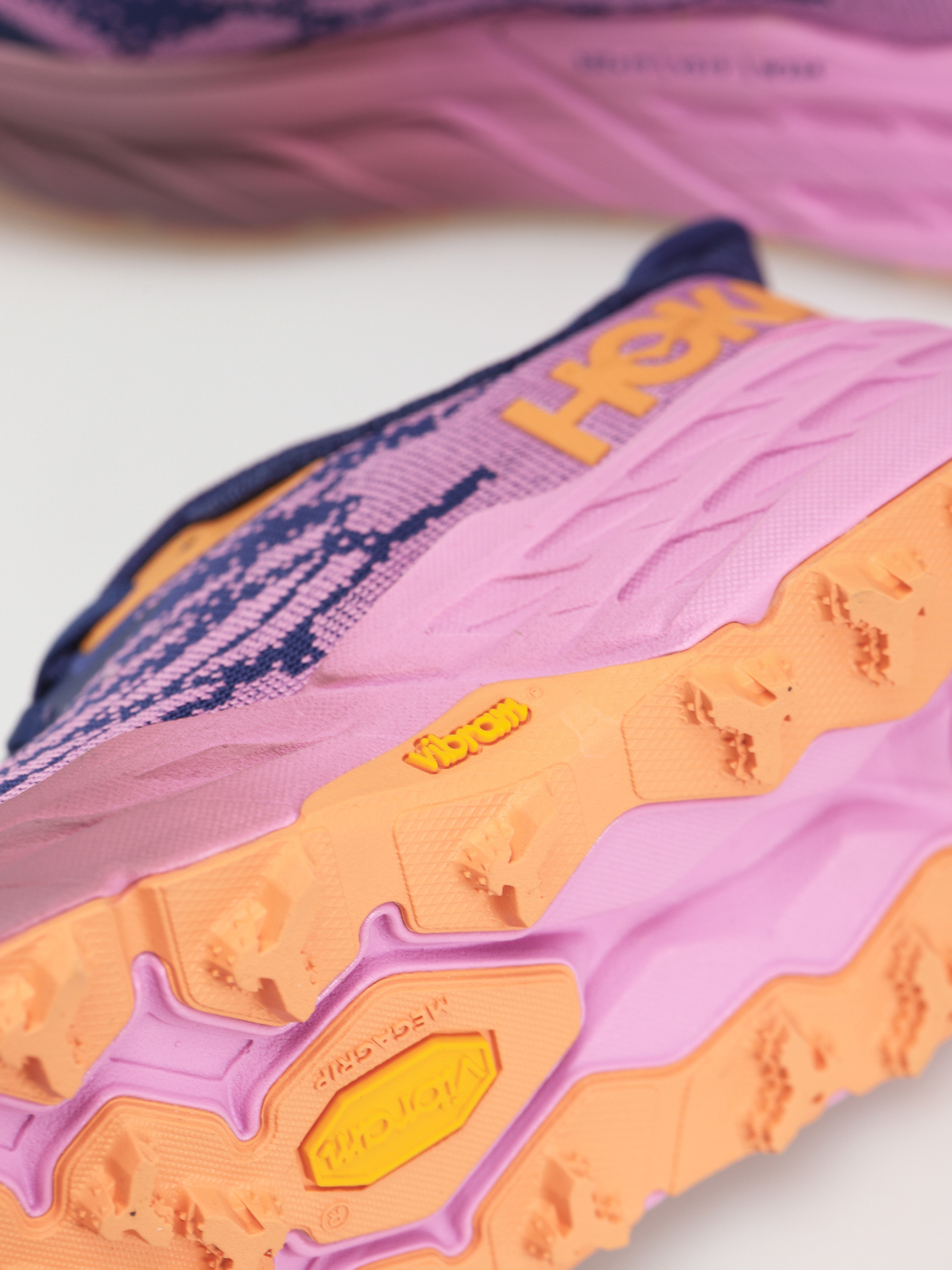 Hoka Speedgoat 5 Cipők Wmn (bellwether blue/cyclamen)