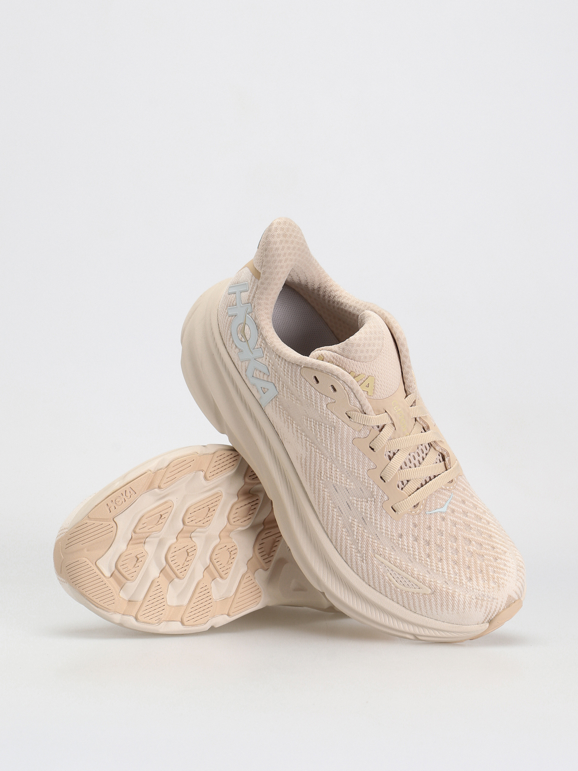 Hoka Clifton 9 Cipők Wmn (shifting sand/eggnog)