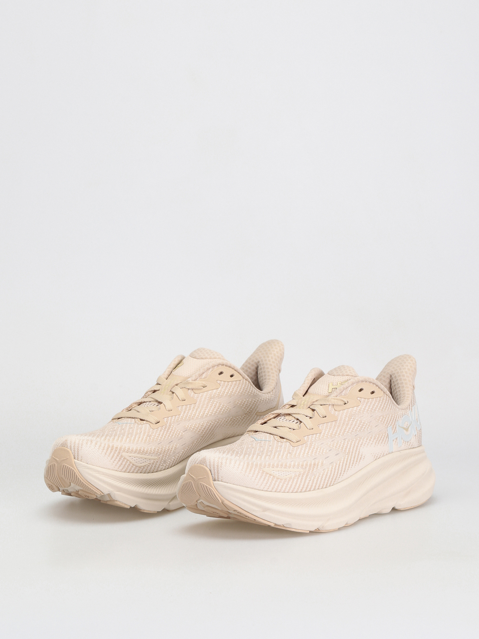 Hoka Clifton 9 Cipők Wmn (shifting sand/eggnog)