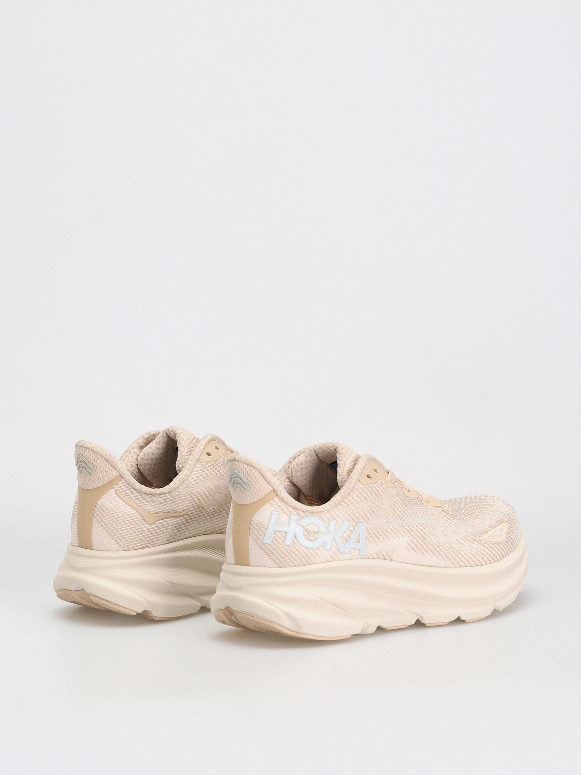 Hoka Clifton 9 Cipők Wmn (shifting sand/eggnog)