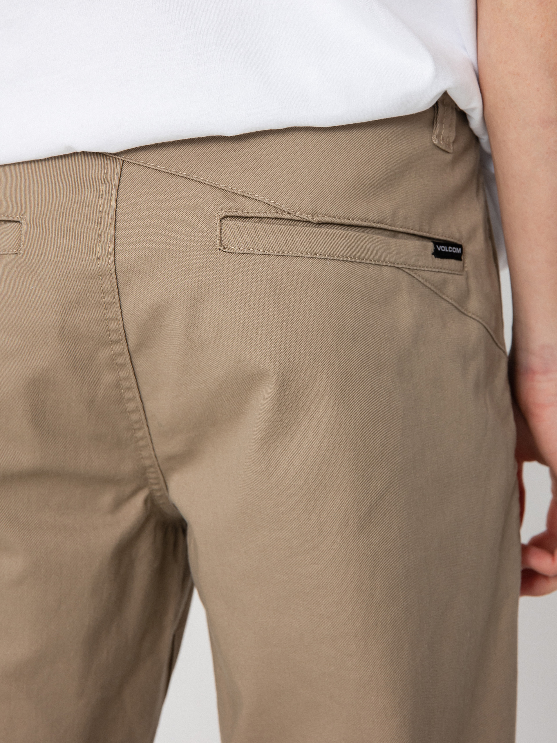 Volcom Frickin Modern Stret Kisnadrág (khaki)