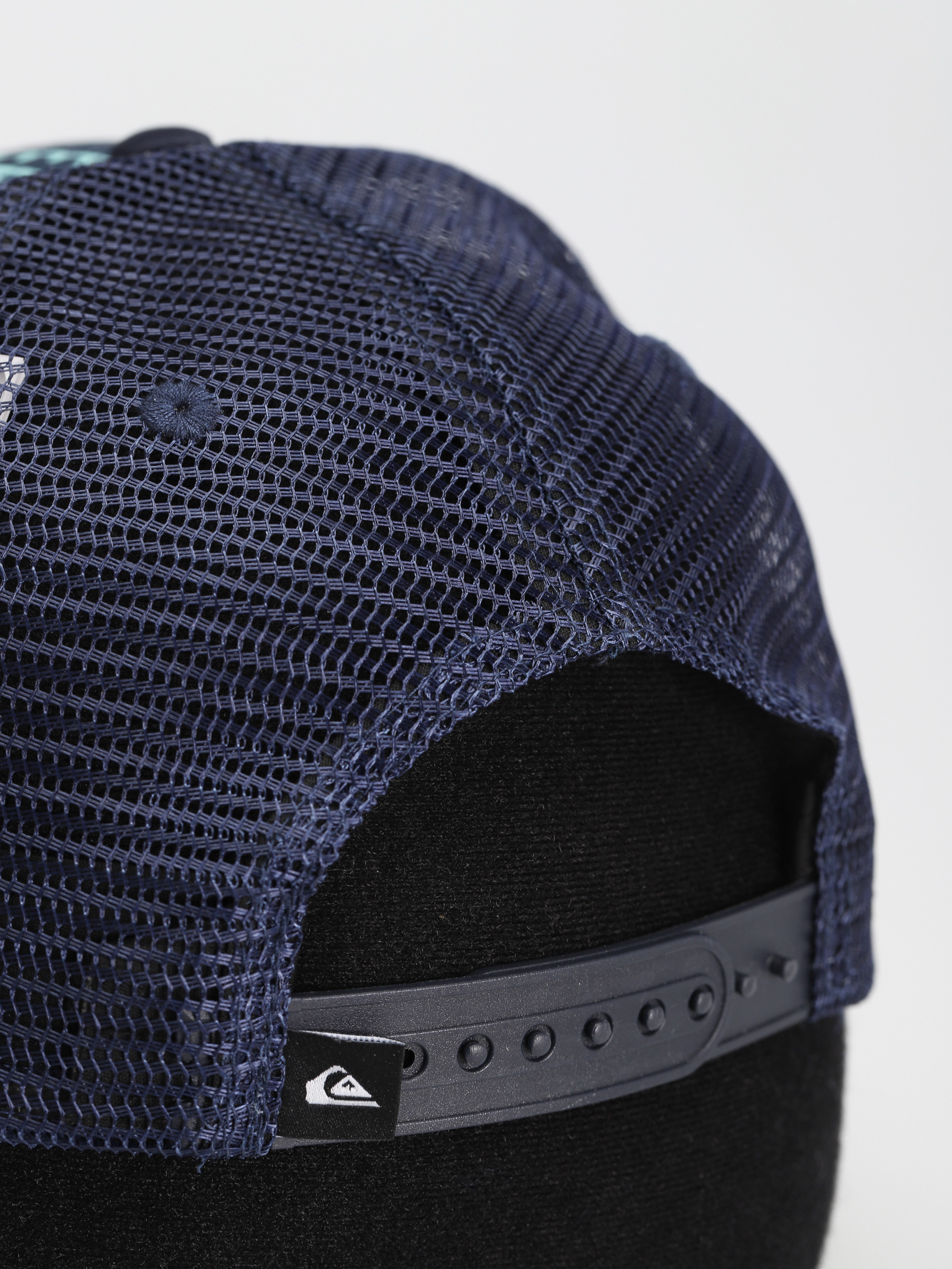 Quiksilver Buzzard Coop Baseball sapka (iron gate)