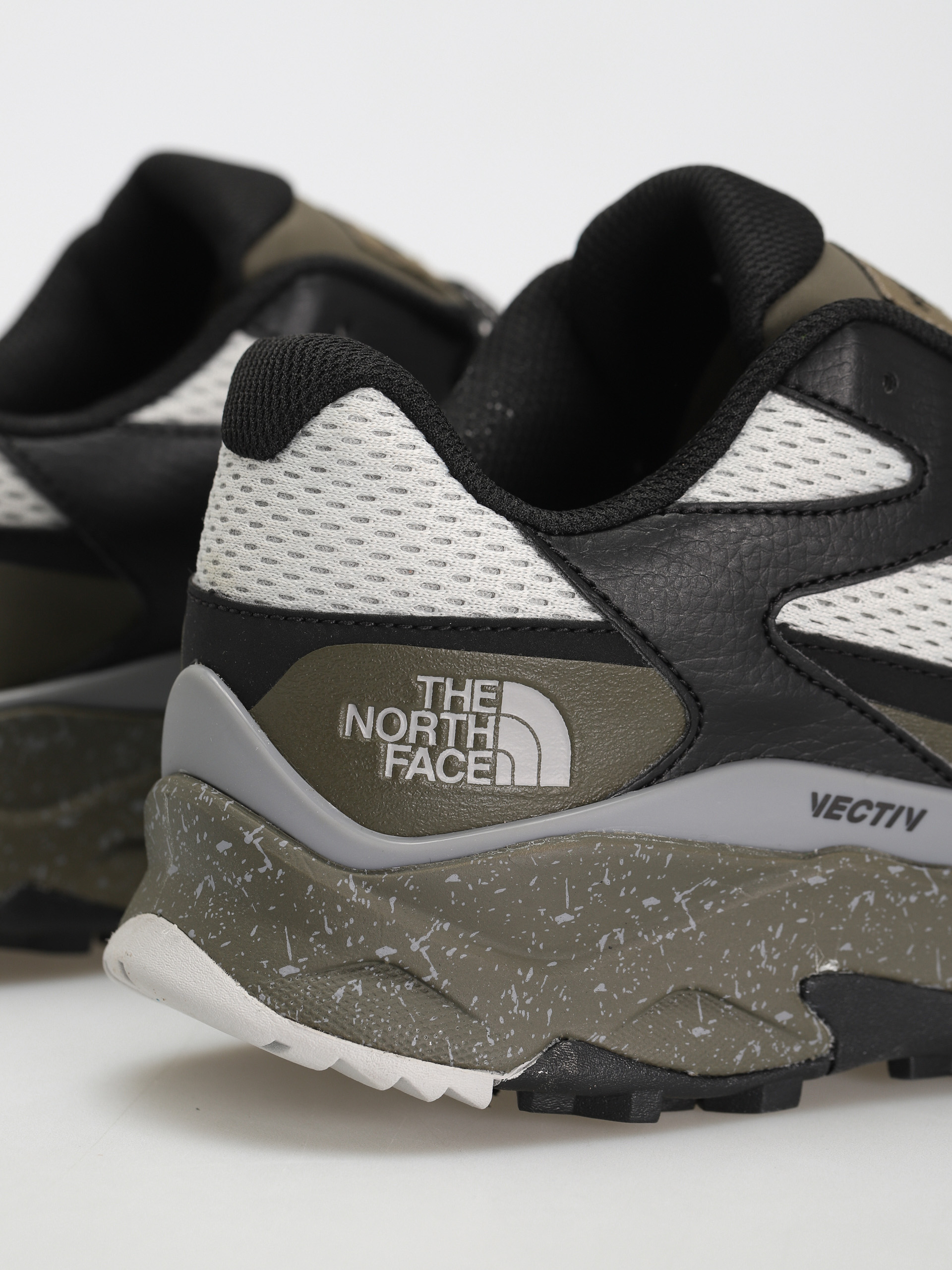 The North Face Vectiv Taraval Cipők (new taupe green/meld grey)