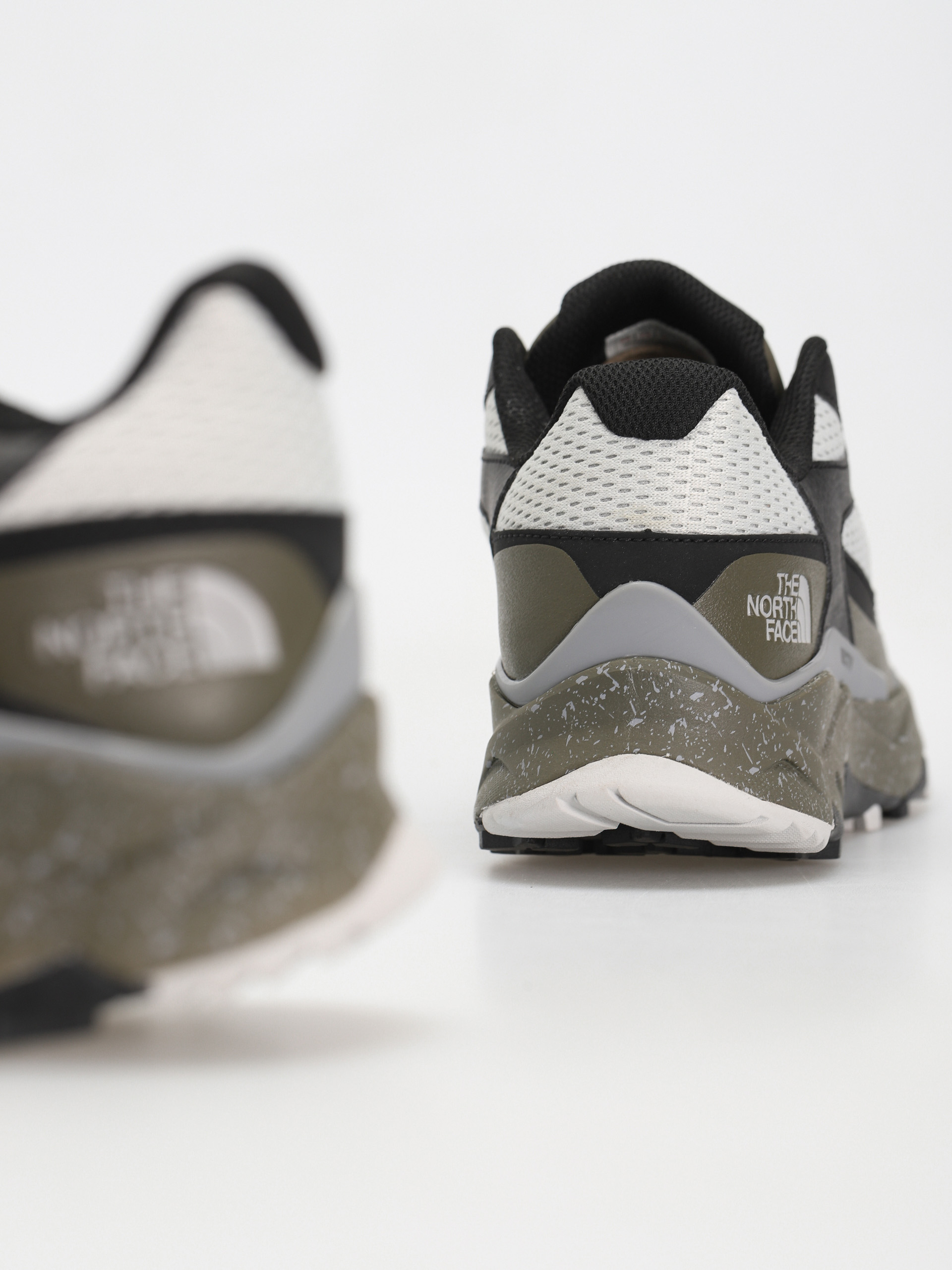 The North Face Vectiv Taraval Cipők (new taupe green/meld grey)