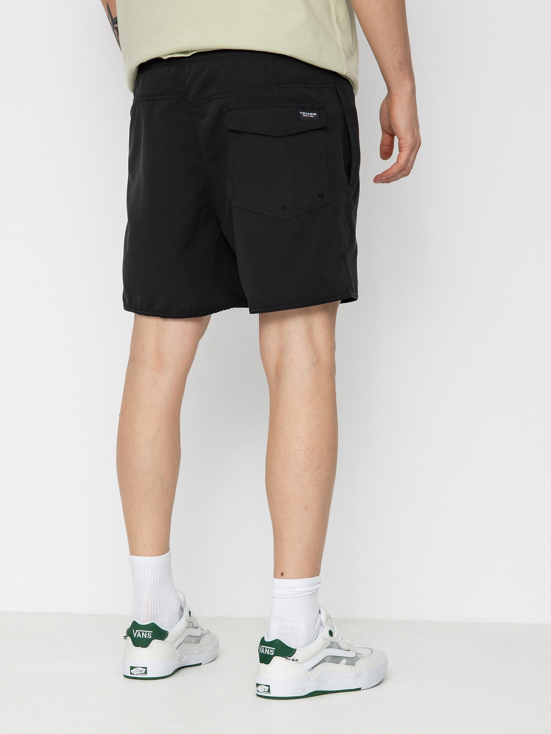 Volcom Boardshorty Lido Solid Trunk 16 Rövidnadrág (black)