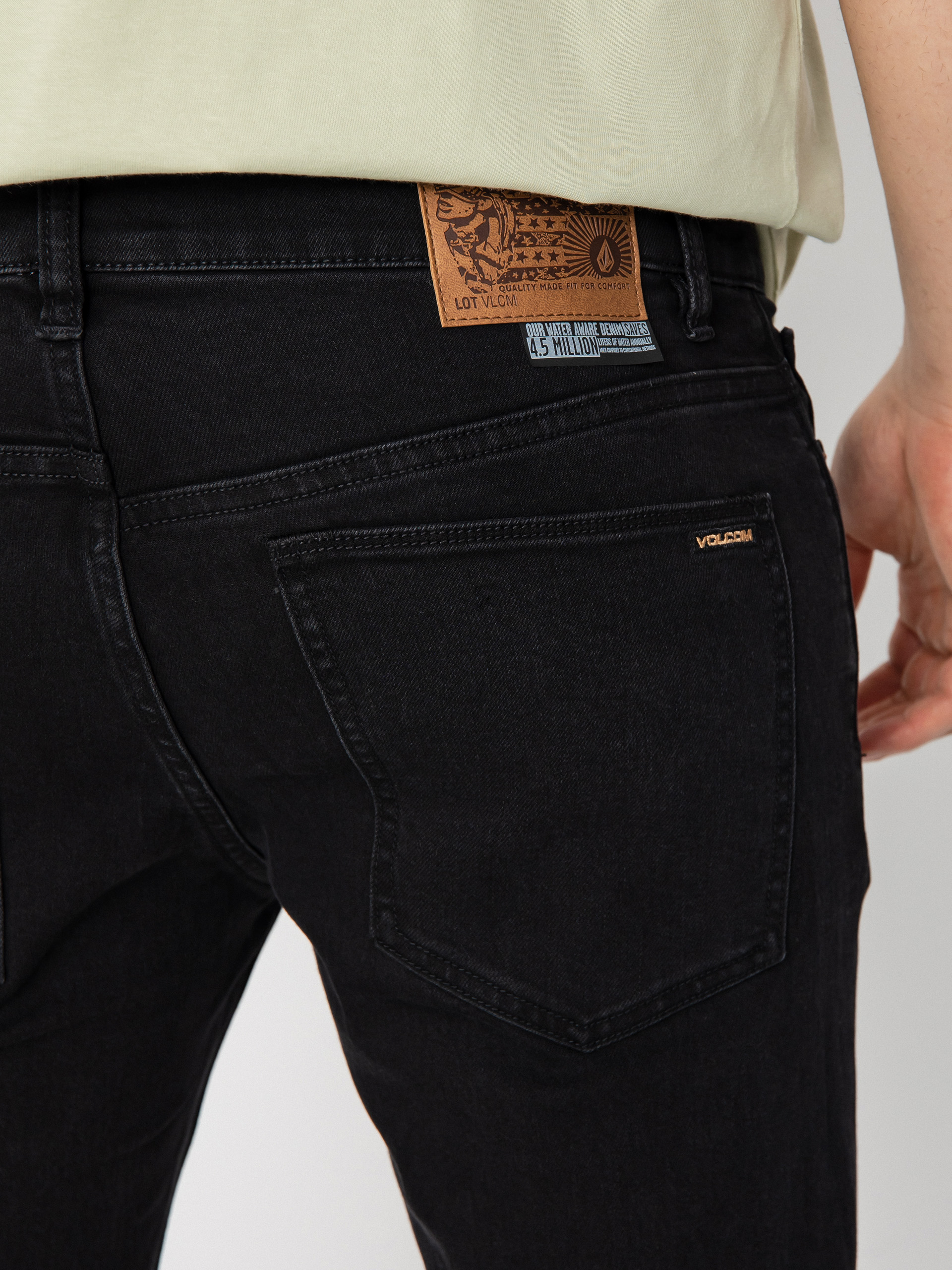 Volcom Solver Denim Kisnadrág (black out)