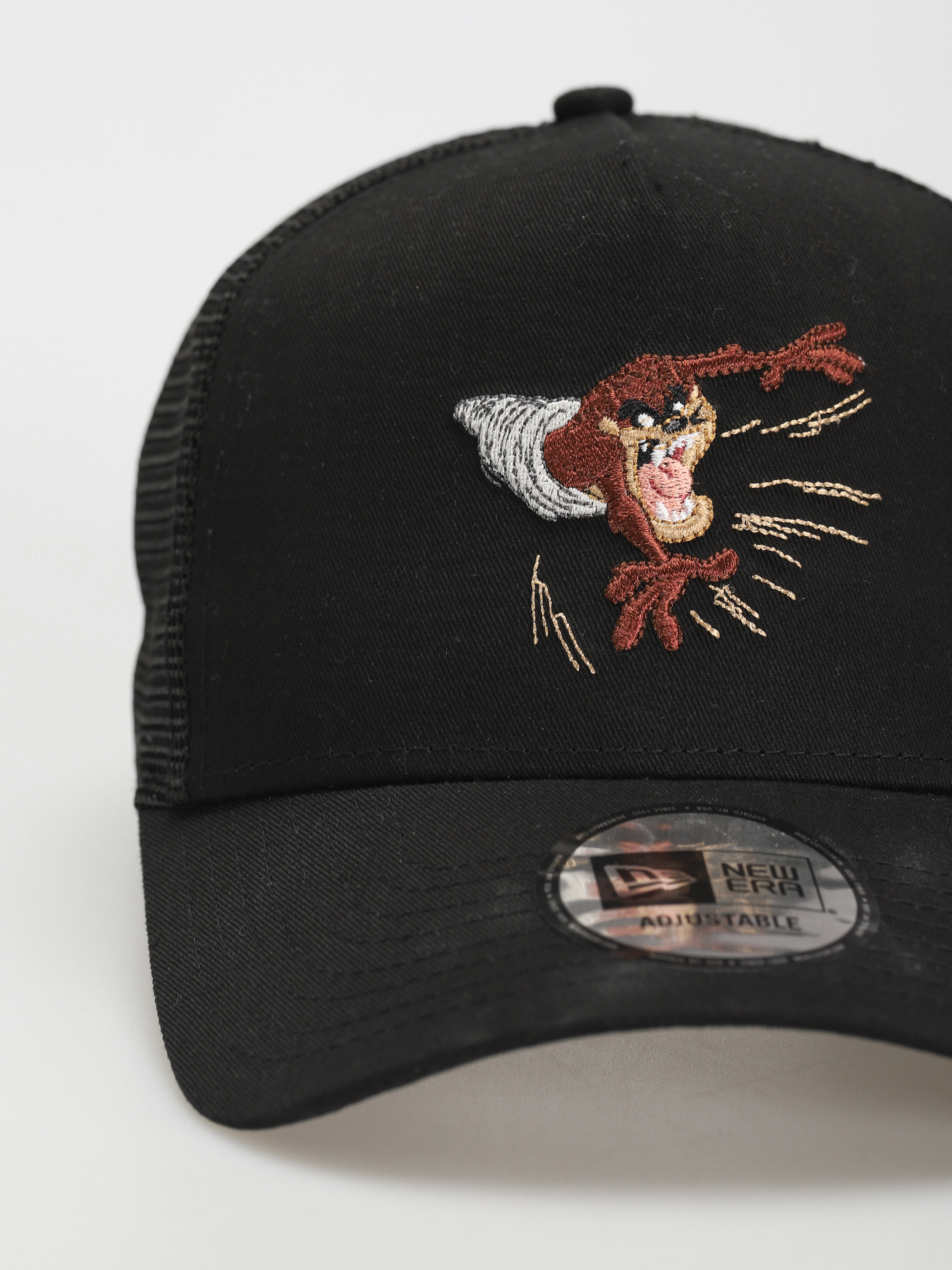 New Era Loony Tunes Trucker Taz Baseball sapka (black)