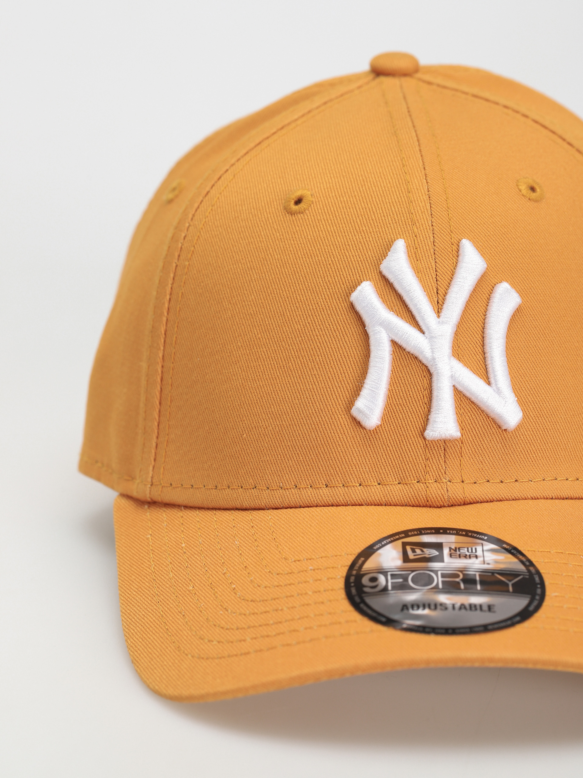 New Era League Essential 9Forty New York Yankees Baseball sapka (yellow)