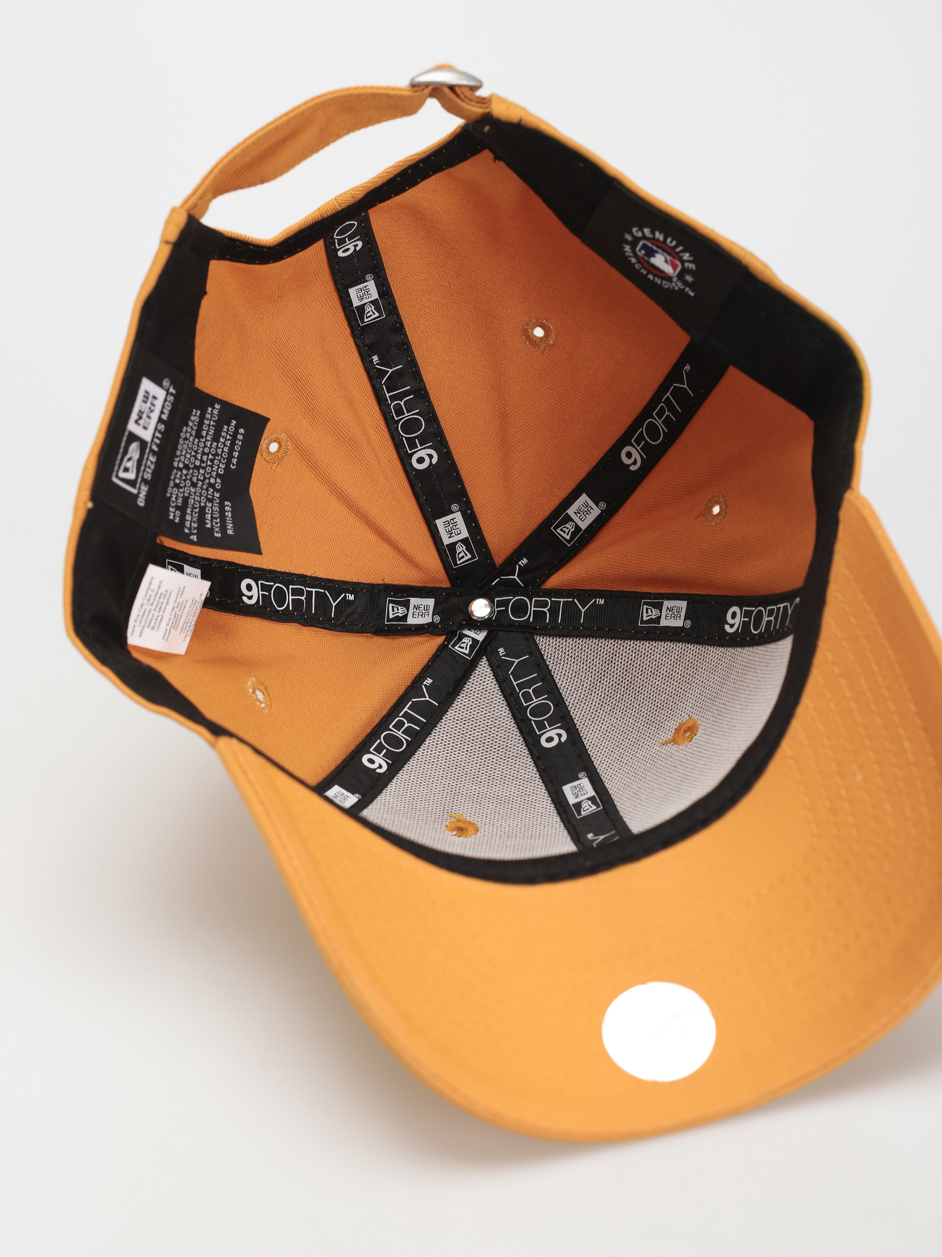 New Era League Essential 9Forty New York Yankees Baseball sapka (yellow)