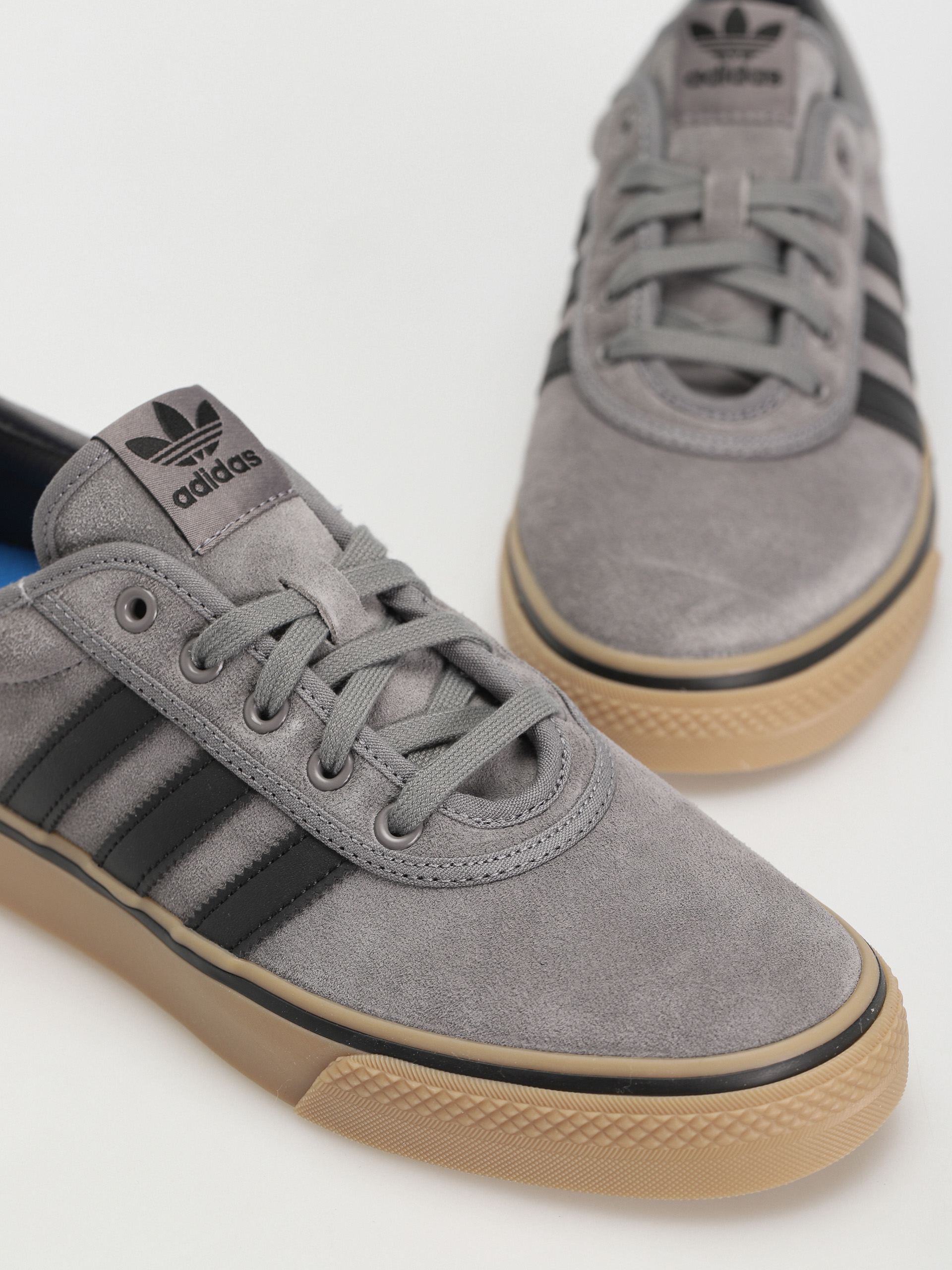 adidas Adi Ease Cipők (grefou/cblack/gum4)