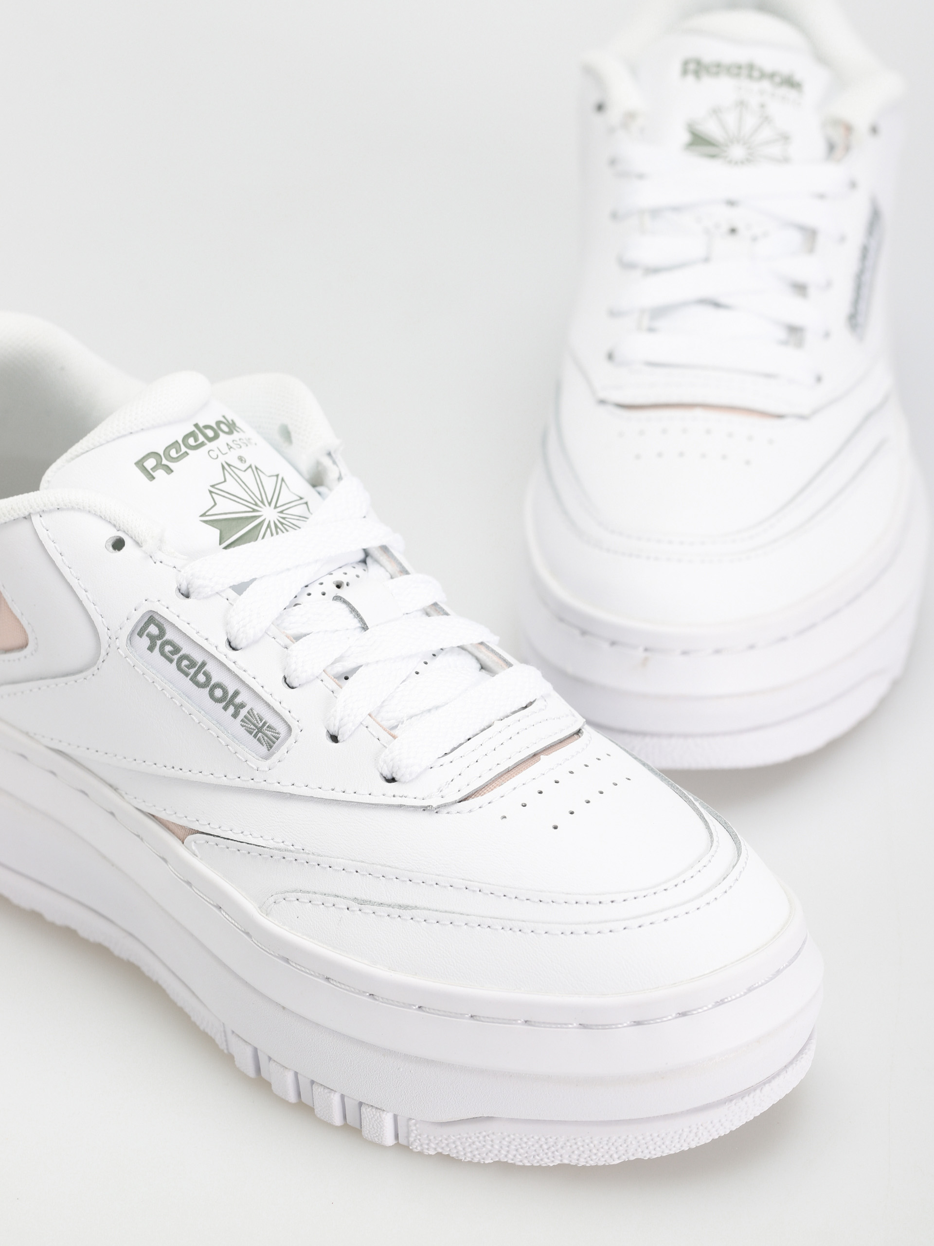 Reebok Club C Extra Cipők Wmn (ftwwht/hargrn/sofecr)