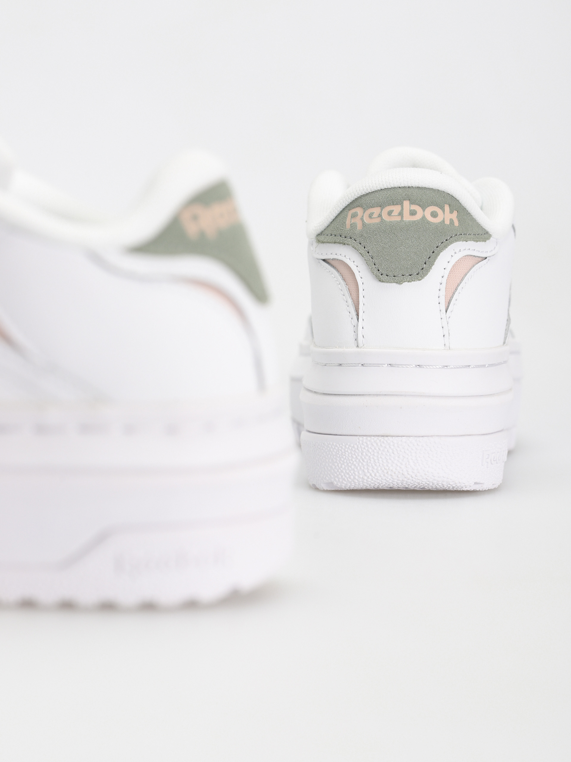Reebok Club C Extra Cipők Wmn (ftwwht/hargrn/sofecr)