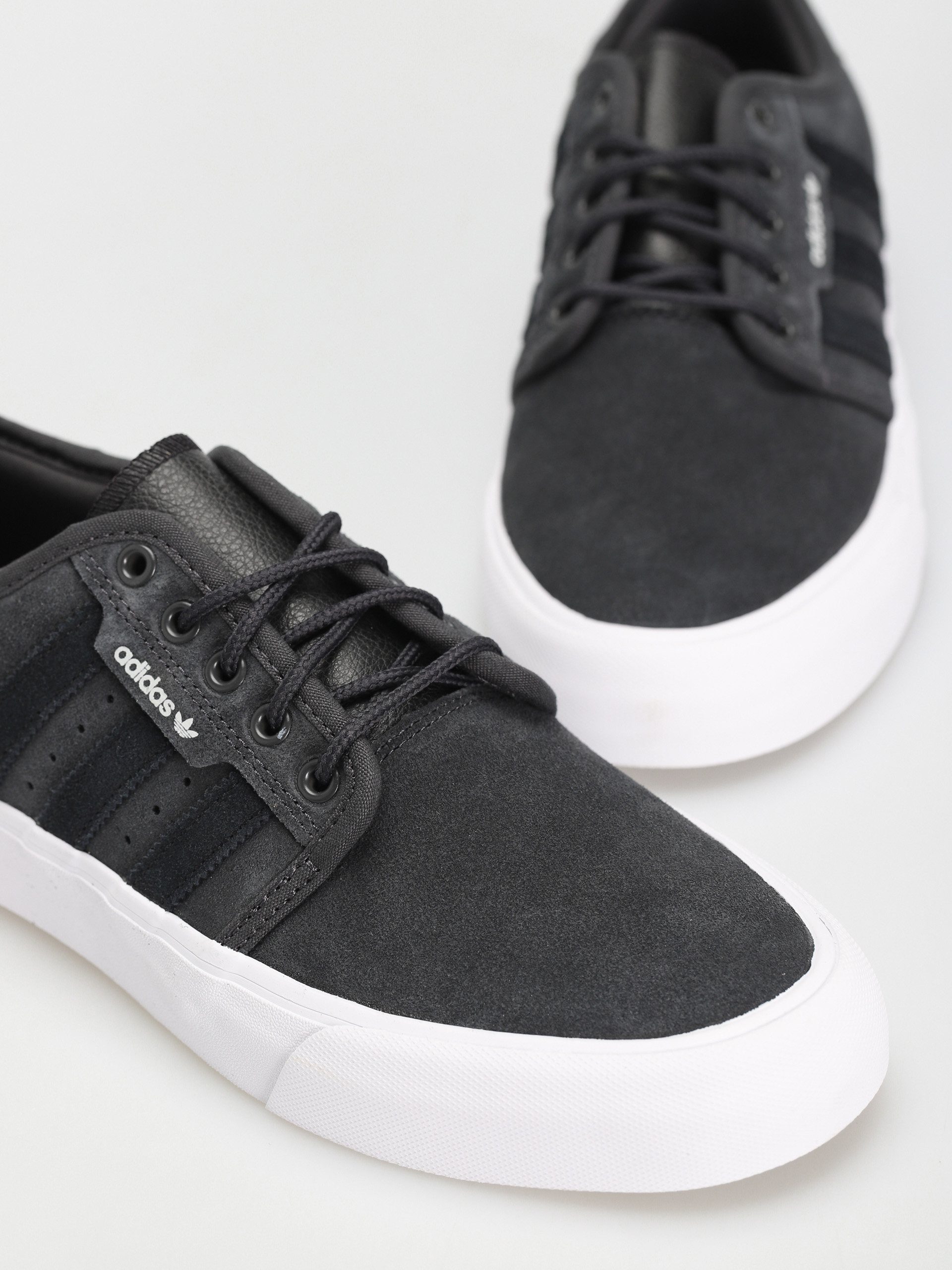 adidas Seeley XT Cipők (carbon/cblack/ftwwht)