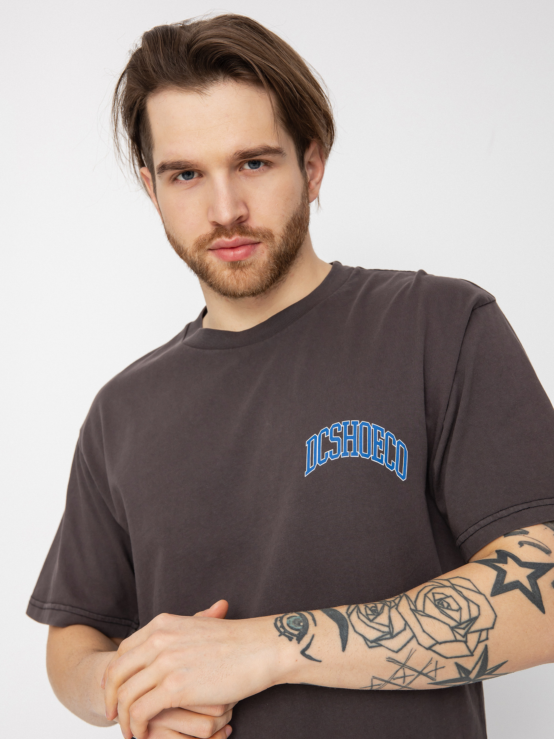 DC Arch póló (black enzyme wash)