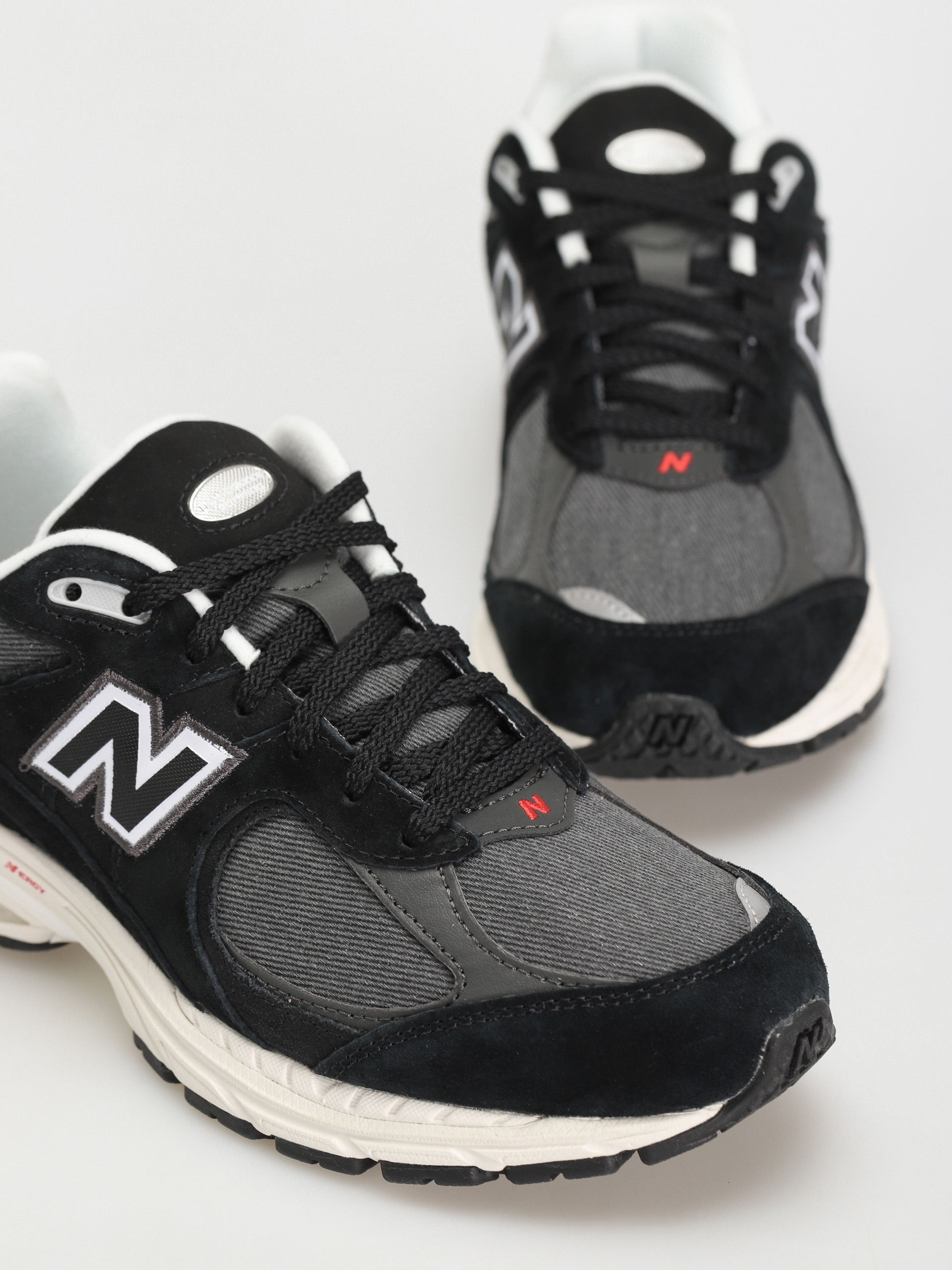 New Balance 2002R Cipők (black)