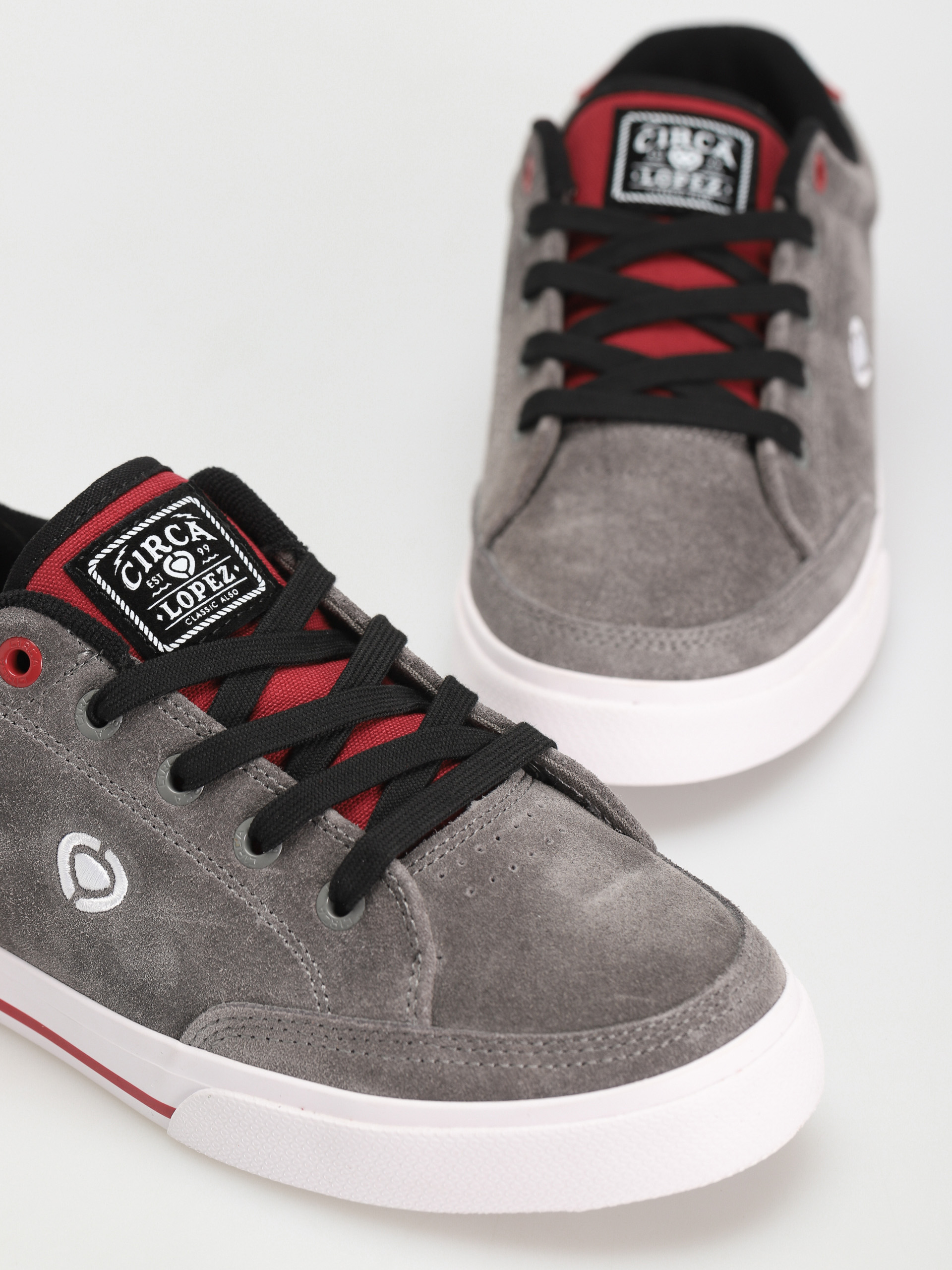 Circa Al 50 Slim Cipők (charcoal grey/pompeian red/white)