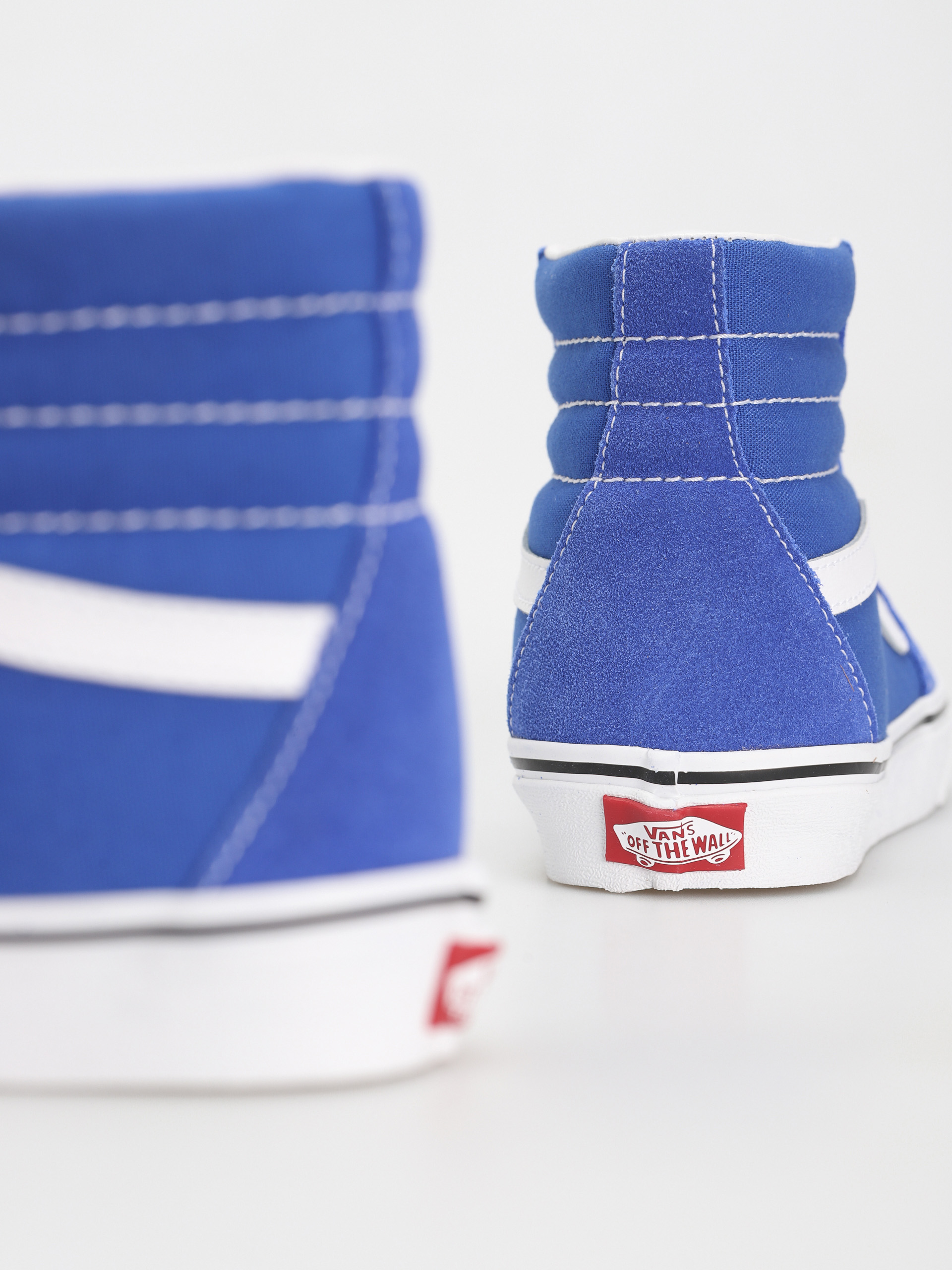 Vans Sk8 Hi Cipők (color theory dazzling blue)