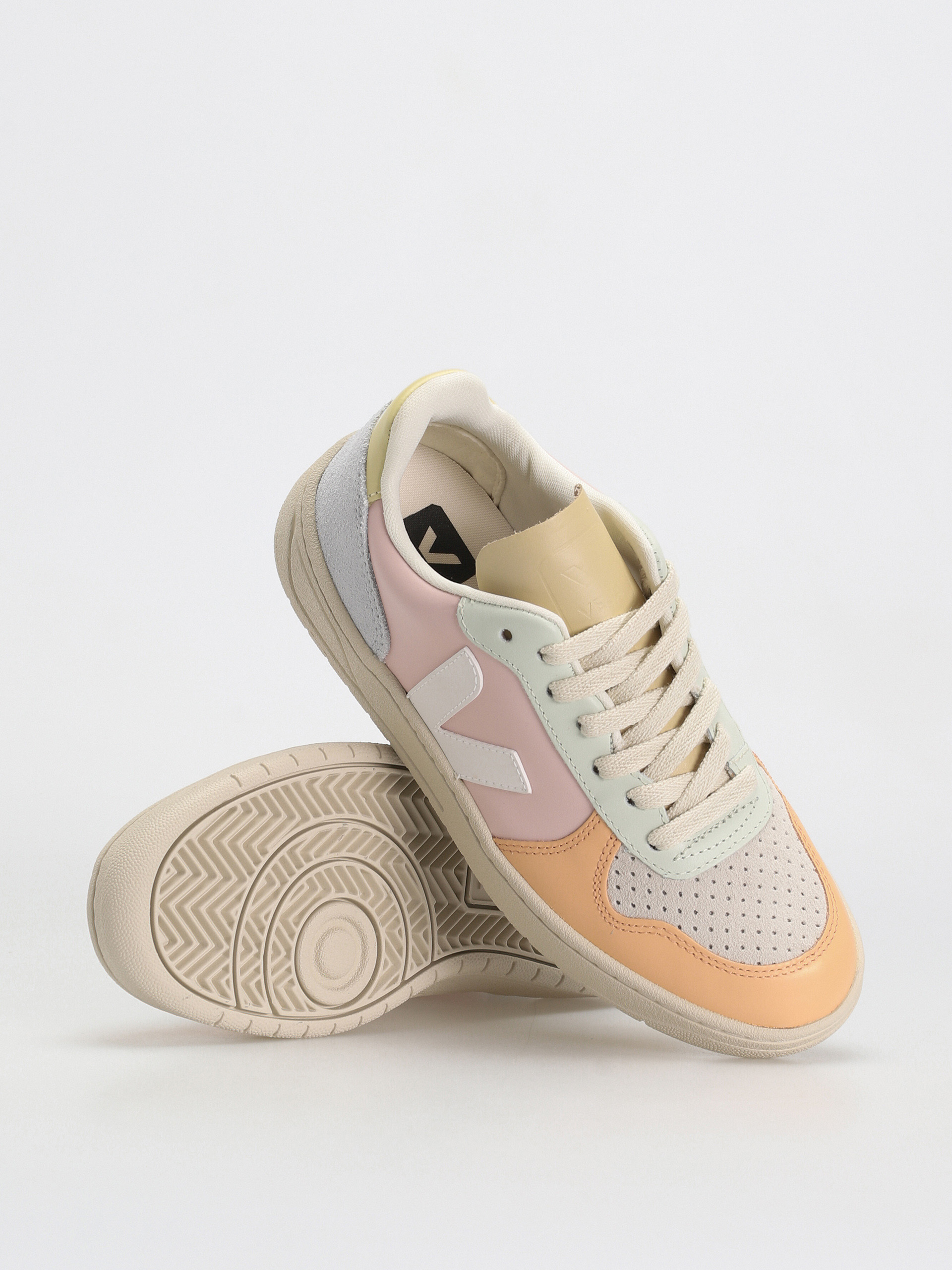 Veja V-10 Cipők Wmn (petale white multico)