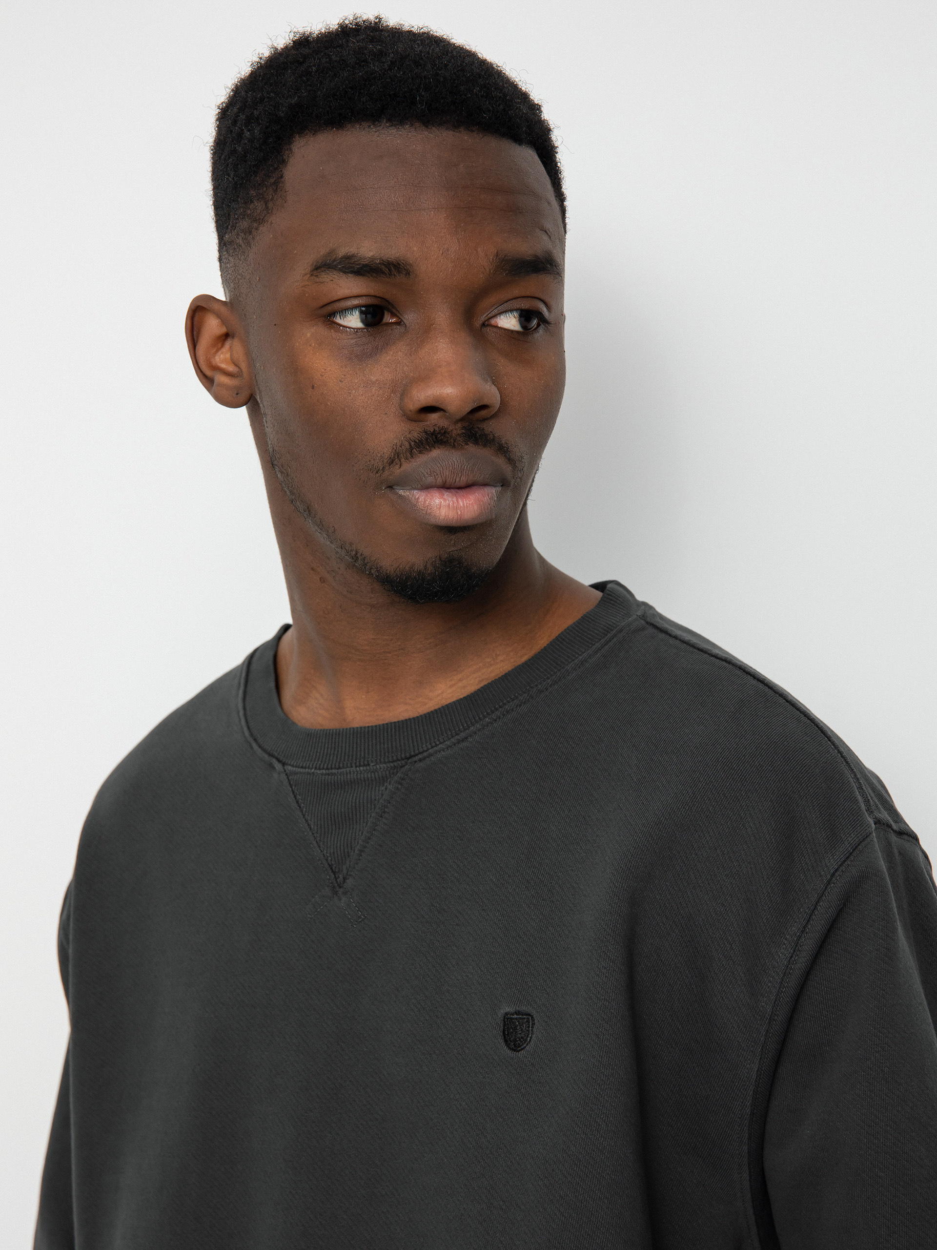 Brixton Vintage Reserve Pulóver (black vintage wash)